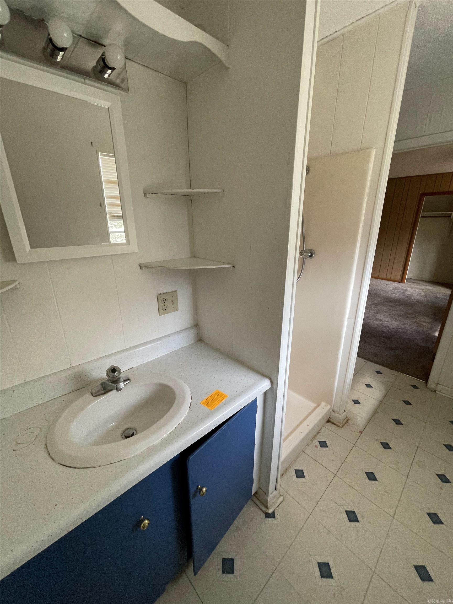 1811 Thalia  Mena, AR