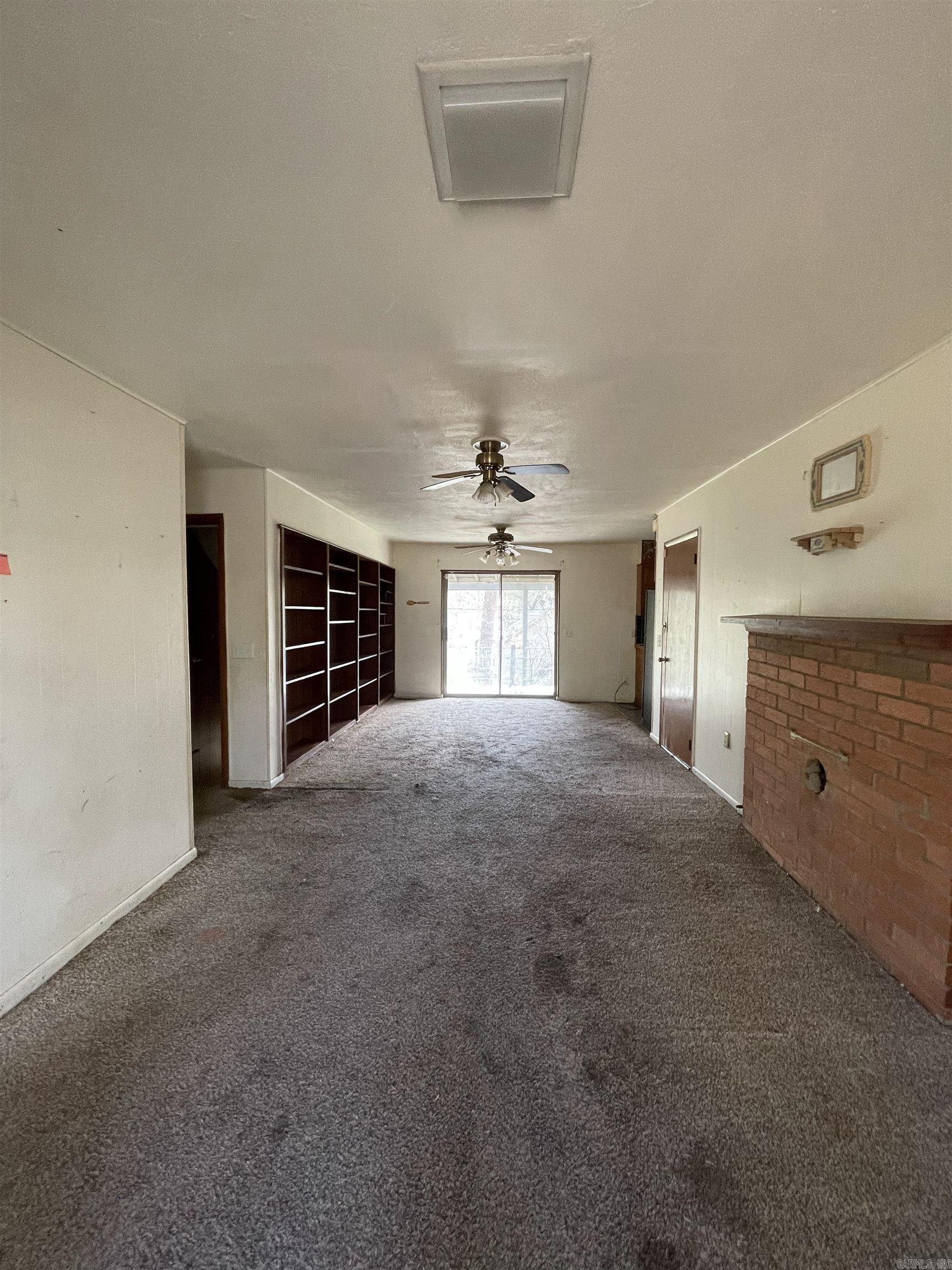 1811 Thalia  Mena, AR