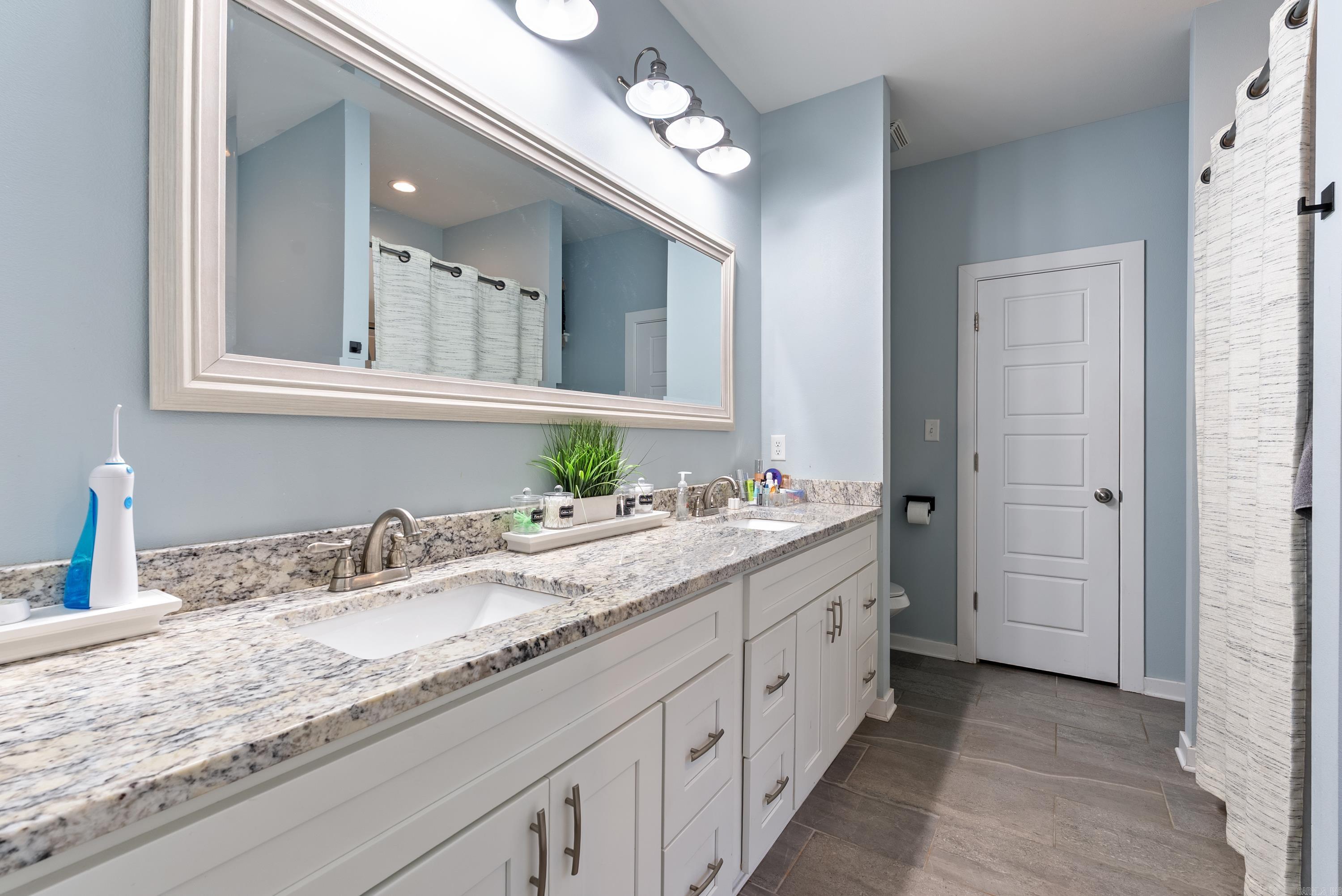 26 Canten  Greenbrier, AR