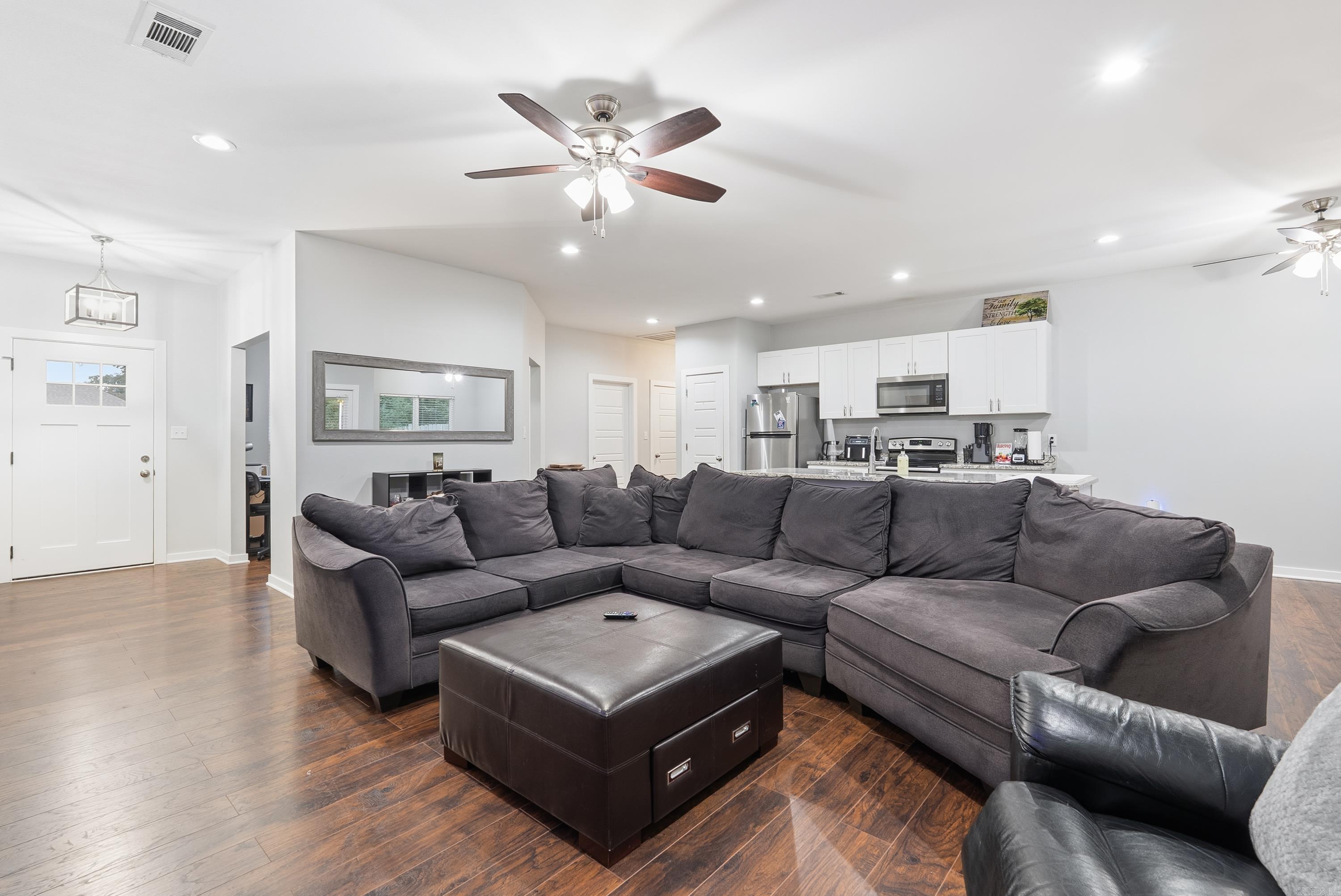 26 Canten  Greenbrier, AR