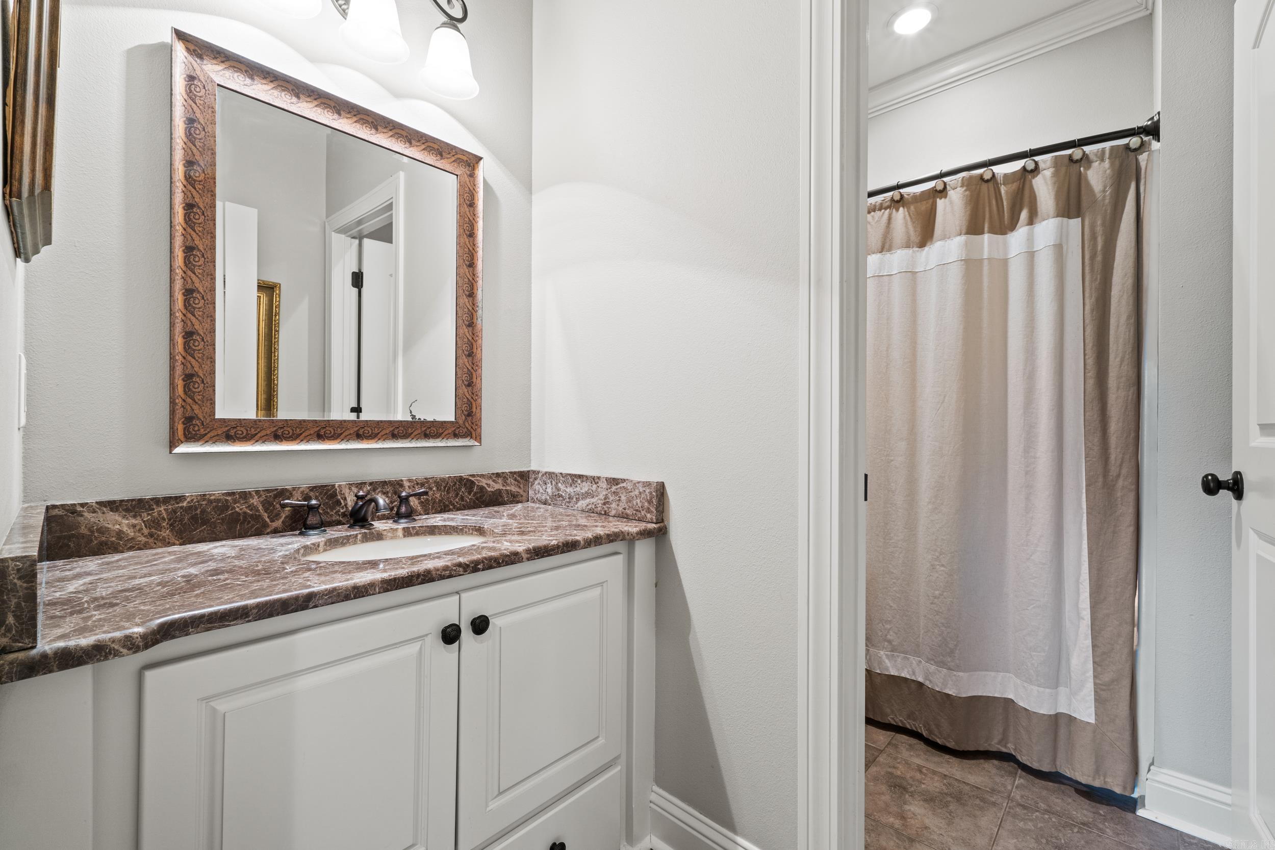 1919 Tudor Loop  Benton, AR