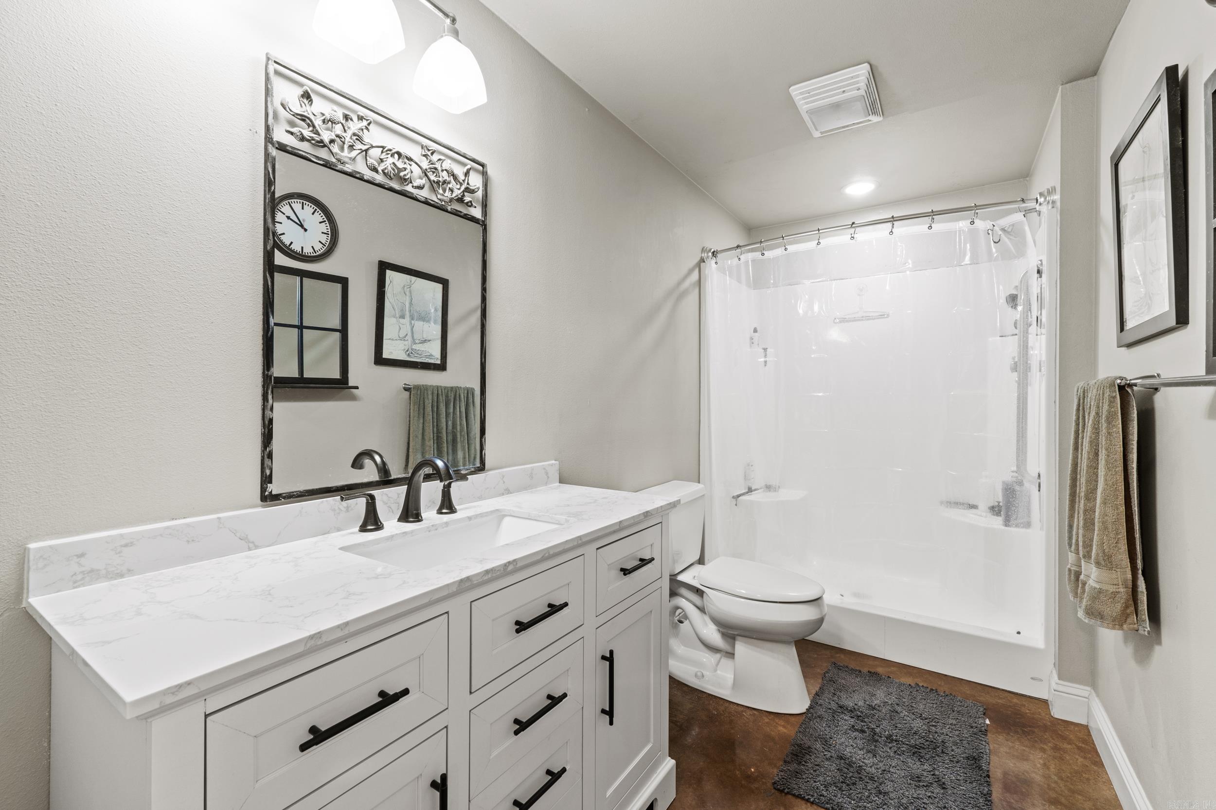 1919 Tudor Loop  Benton, AR