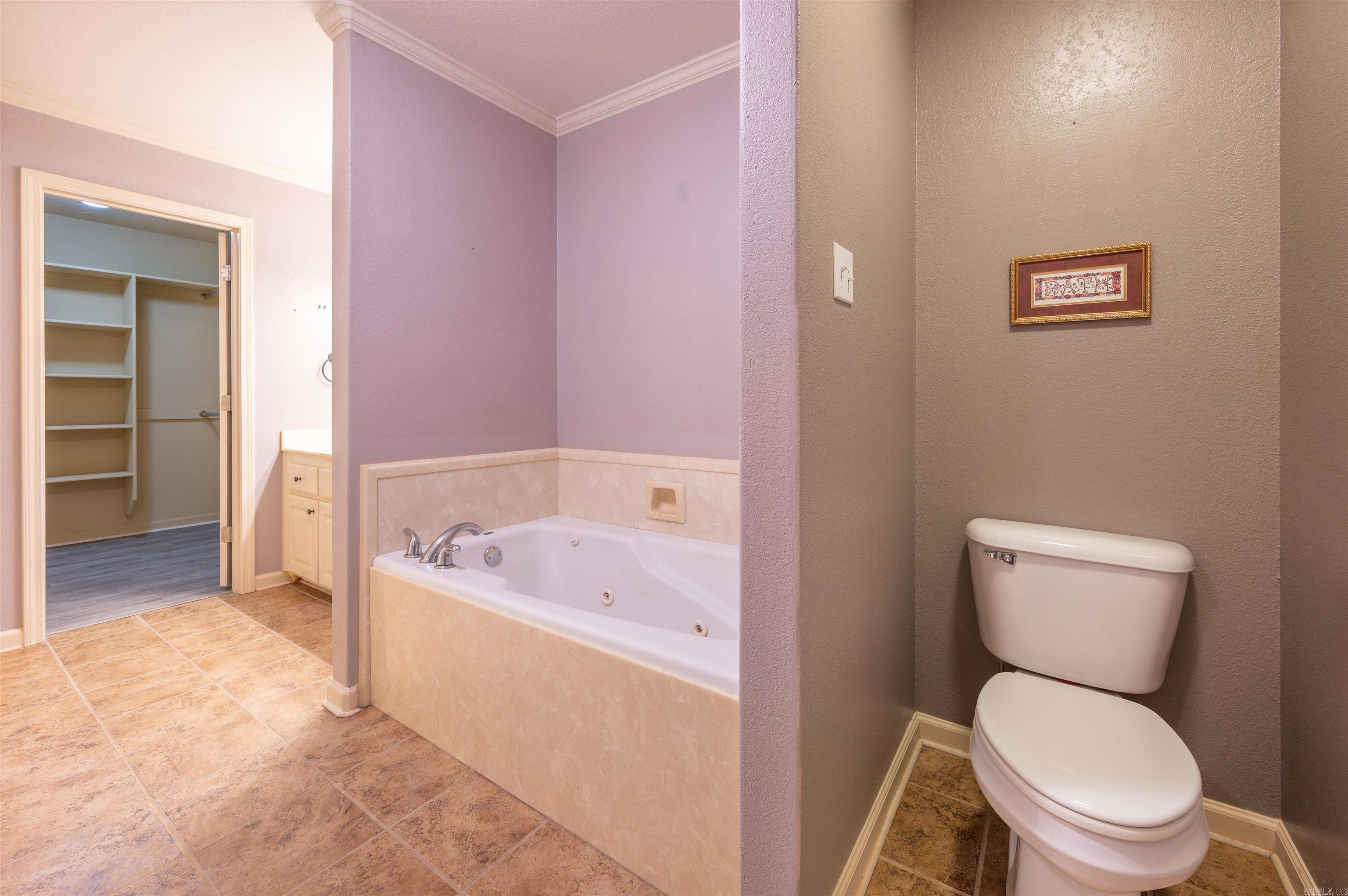 41 Lariat  Austin, AR