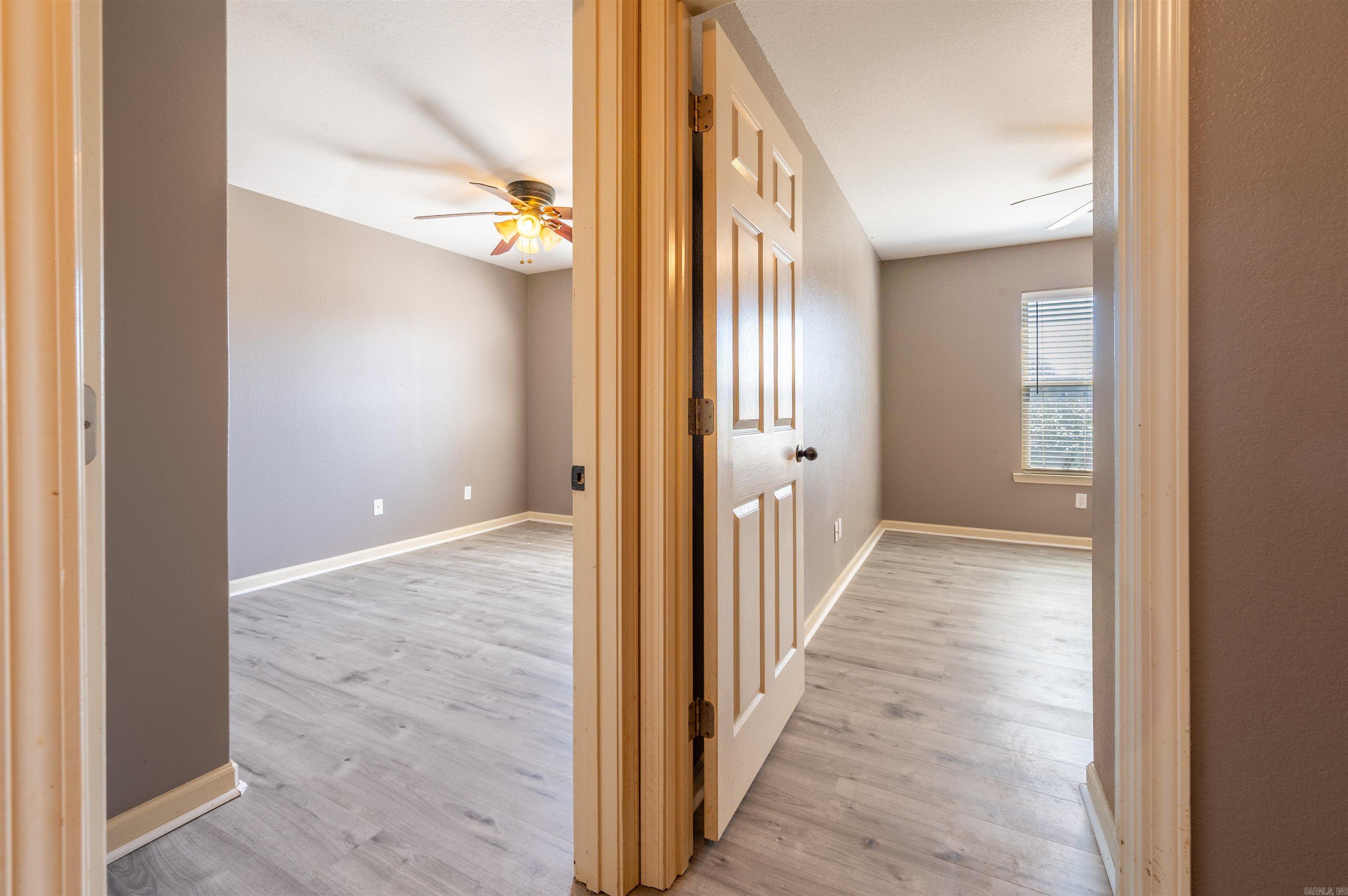 41 Lariat  Austin, AR