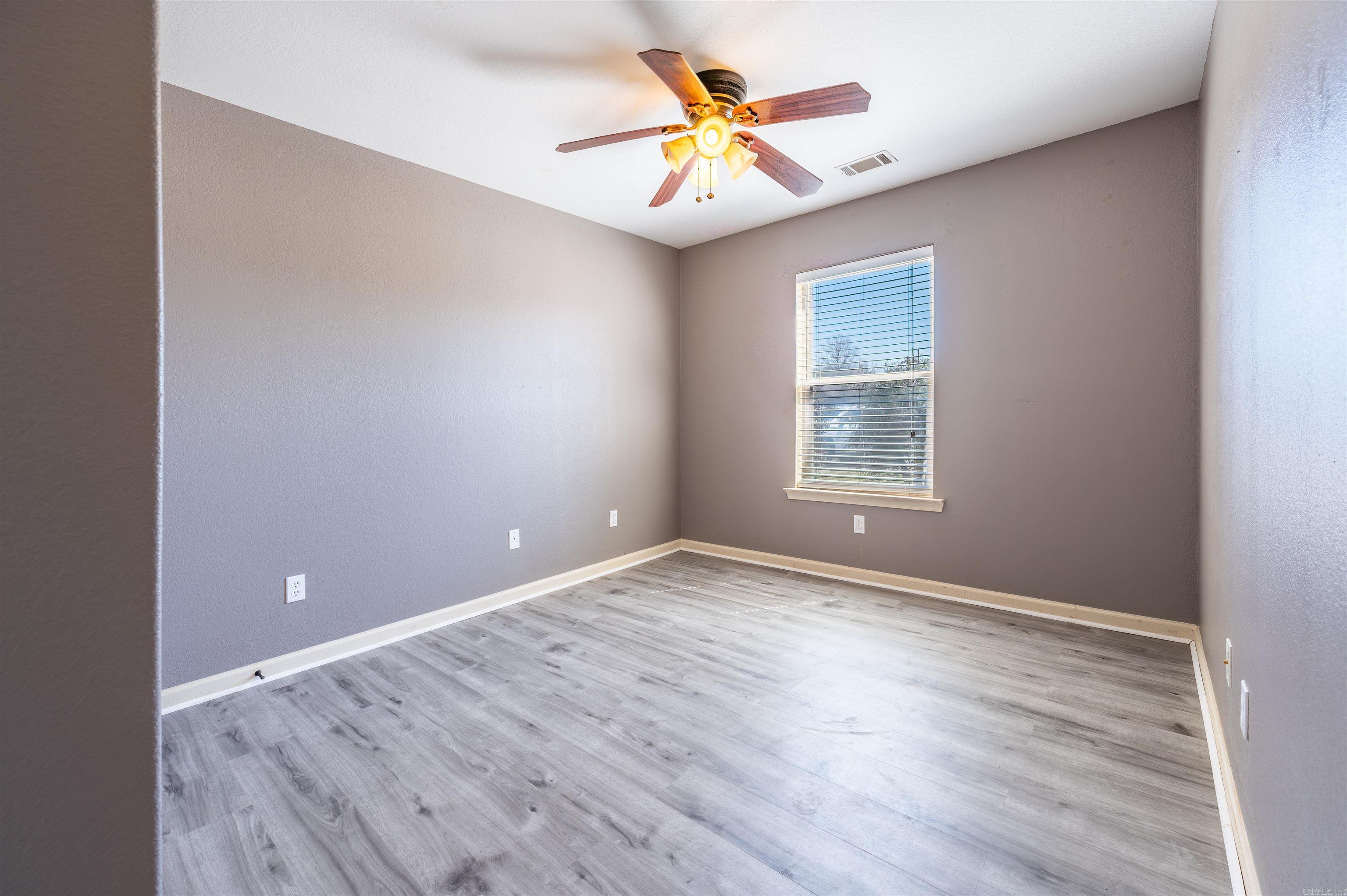 41 Lariat  Austin, AR