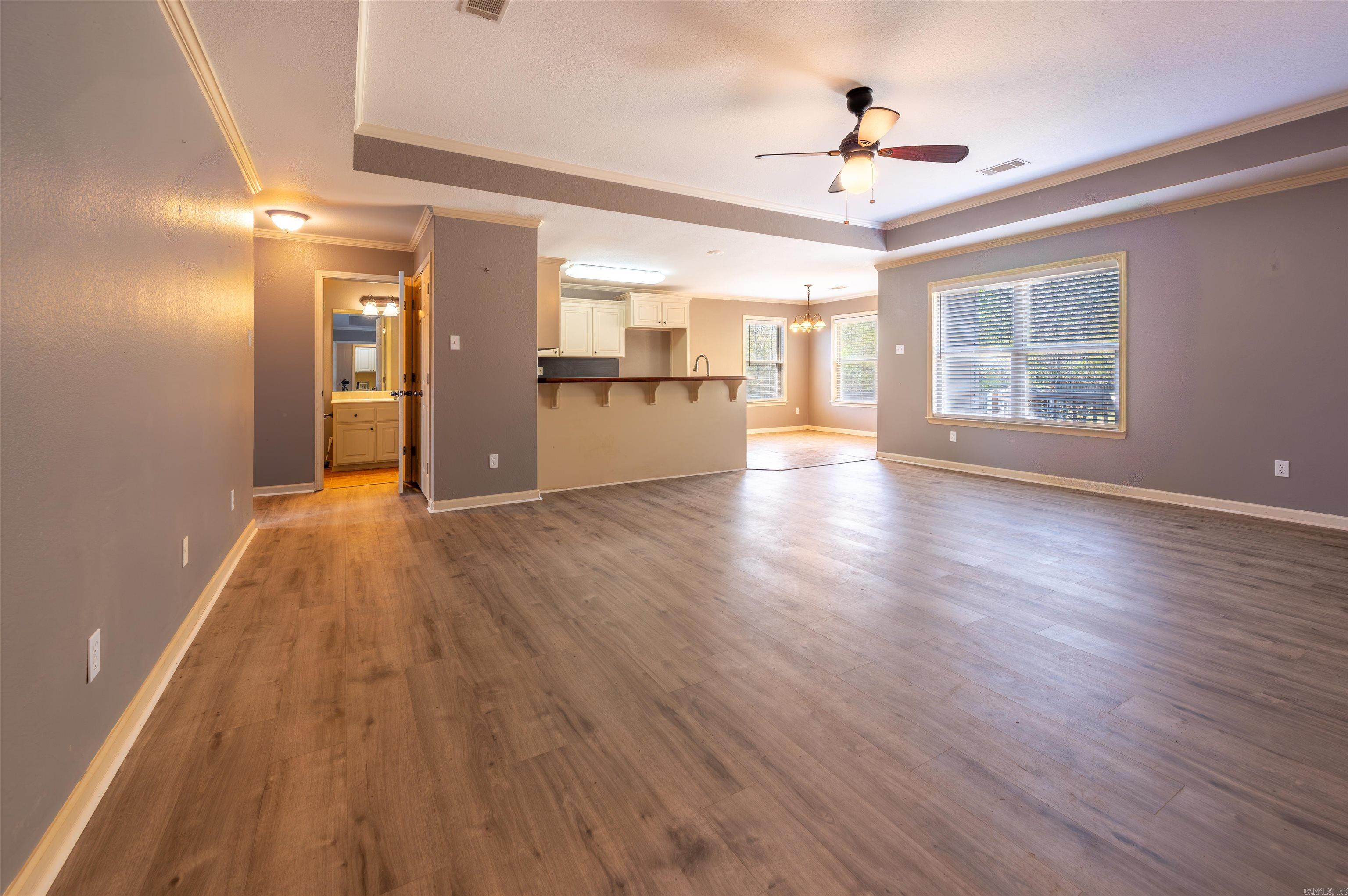 41 Lariat  Austin, AR