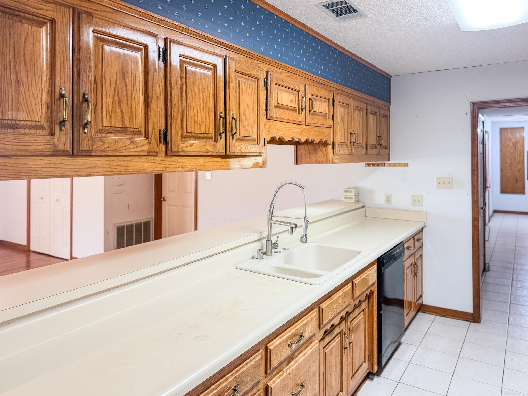 103 Twin Oaks  Arkadelphia, AR