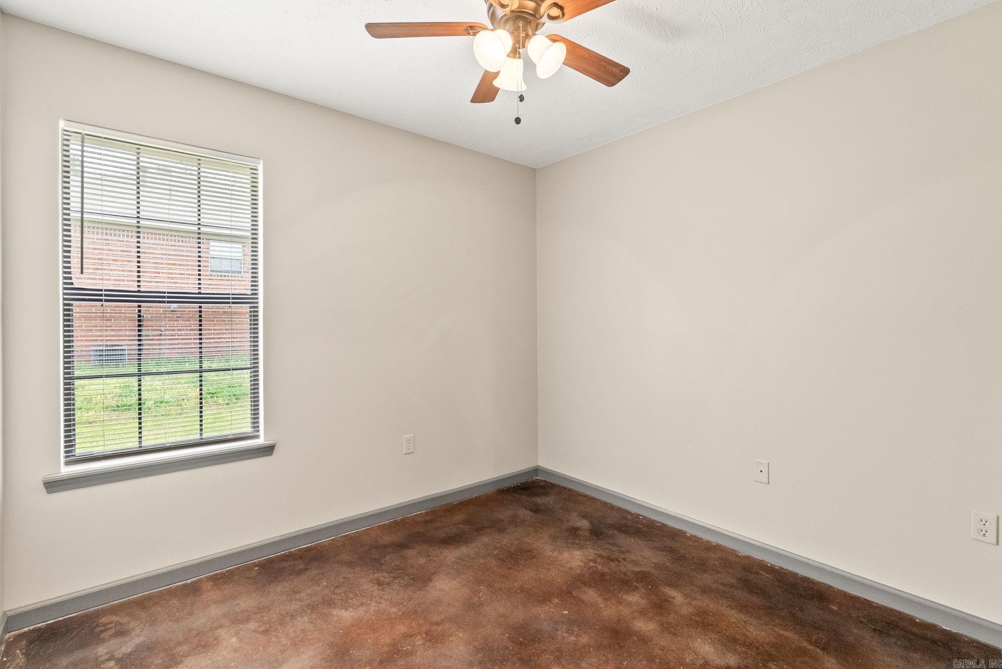 1720 Ozark Conway, AR 72034