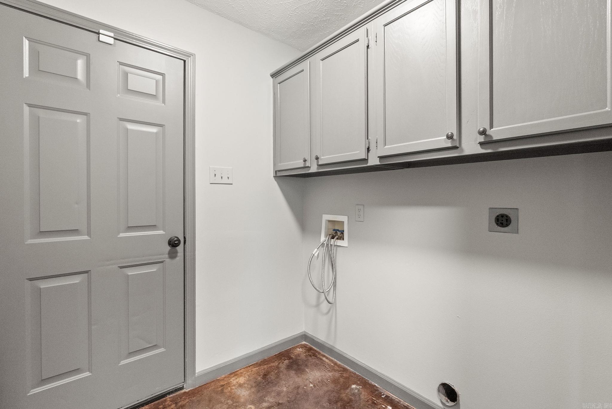 1720 Ozark Conway, AR 72034