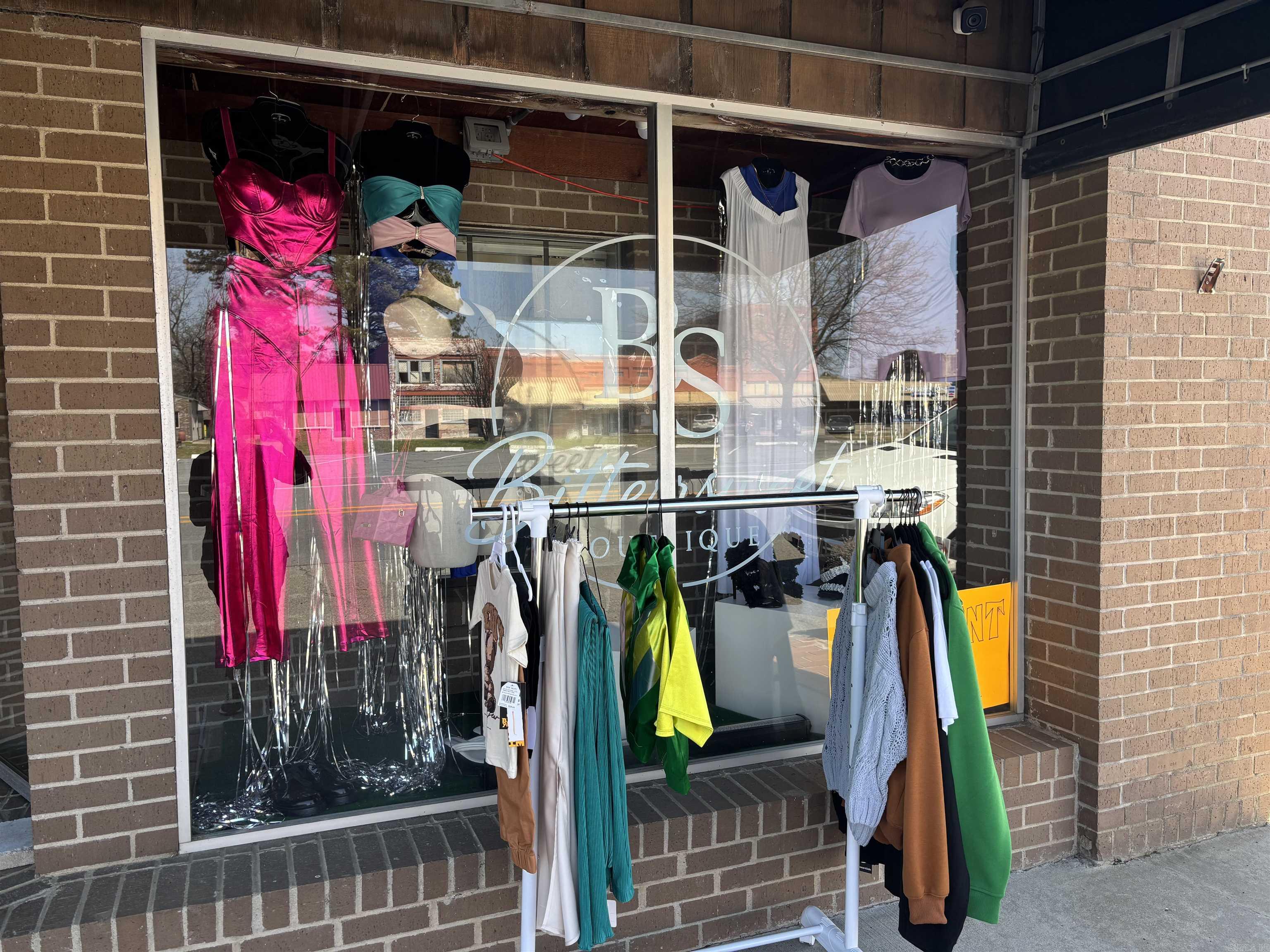 117 E Front  Lonoke, AR