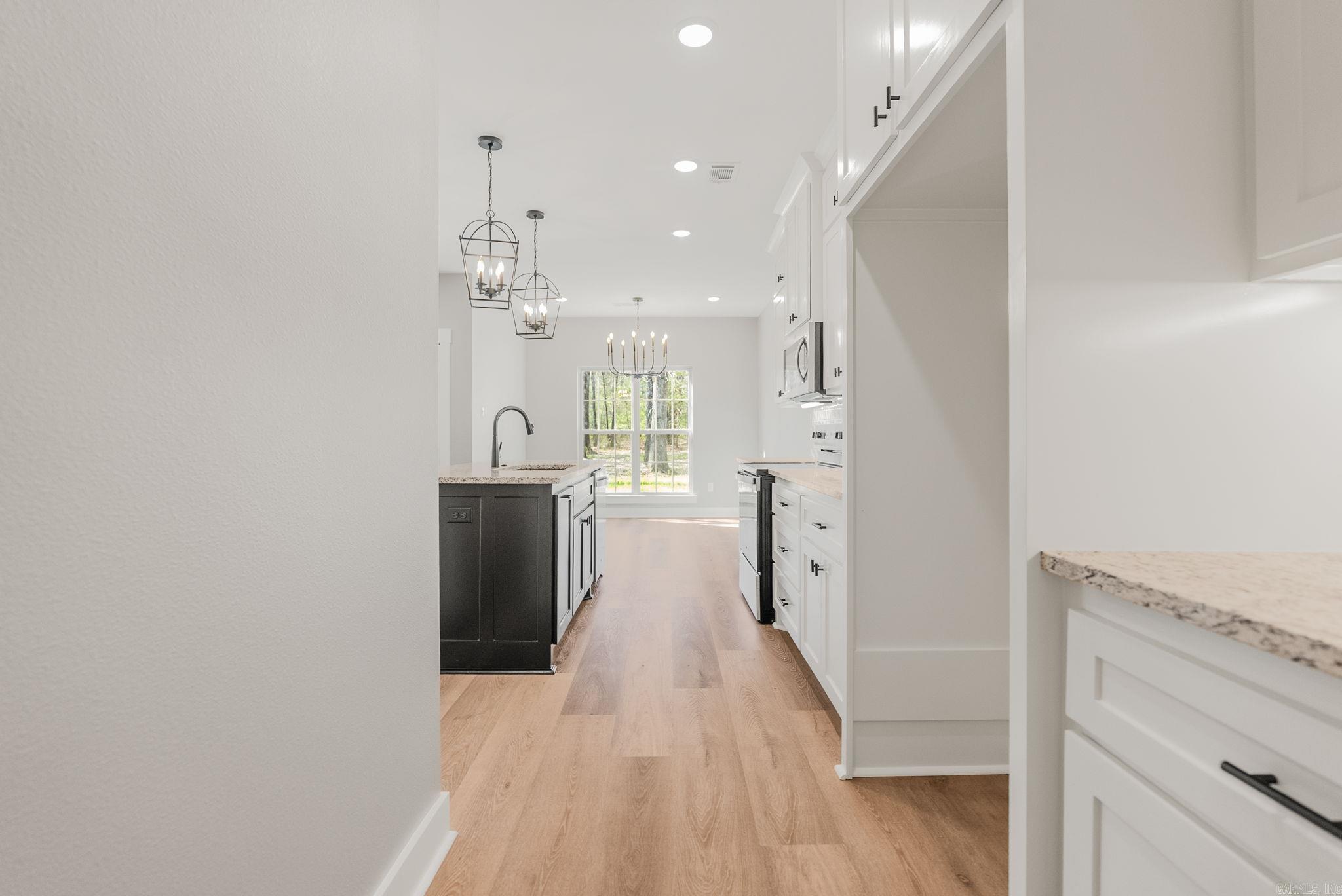 1275 Acuff  Conway, AR