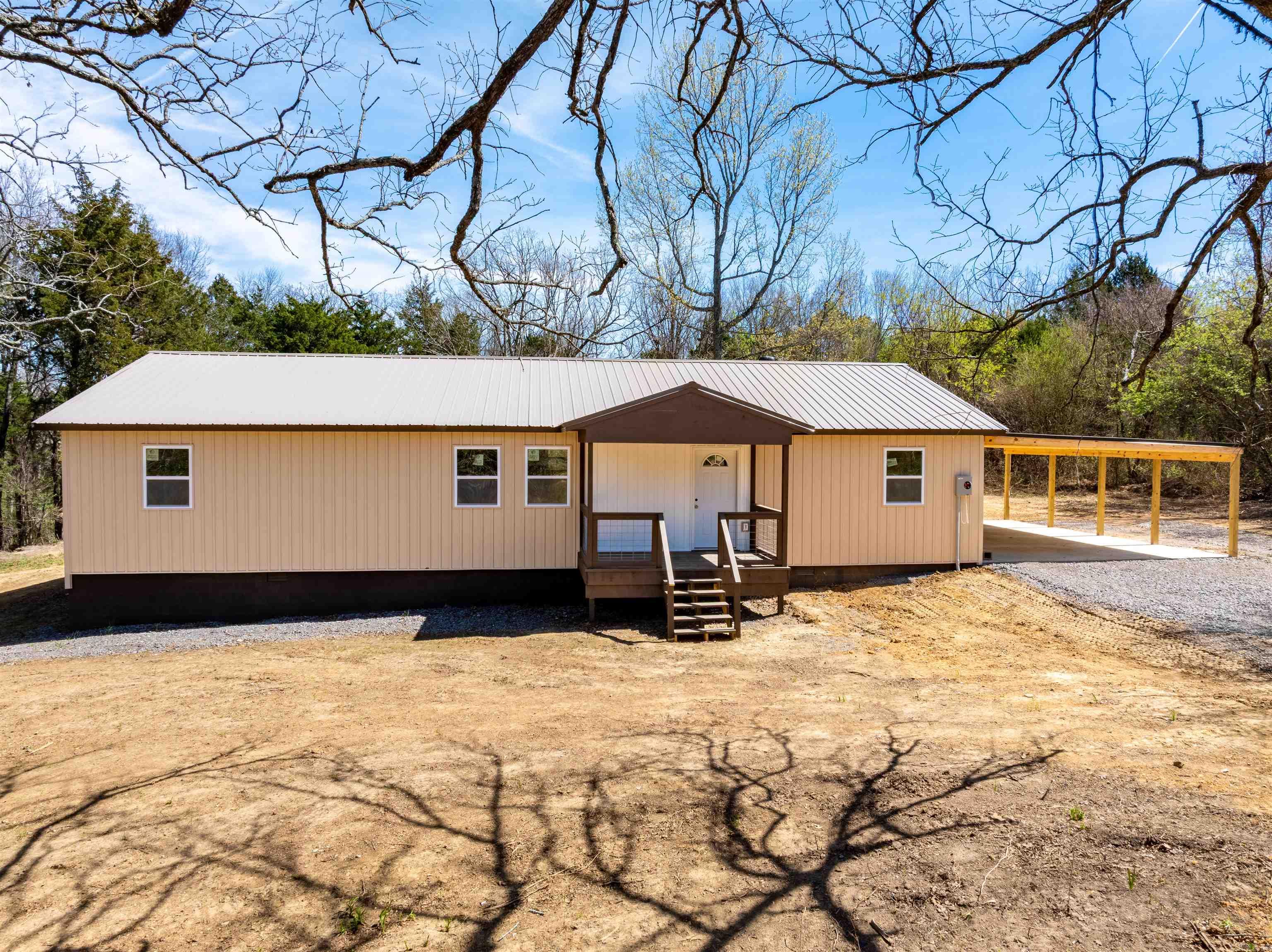 31 Redneck Ln  Pleasant Plains, AR