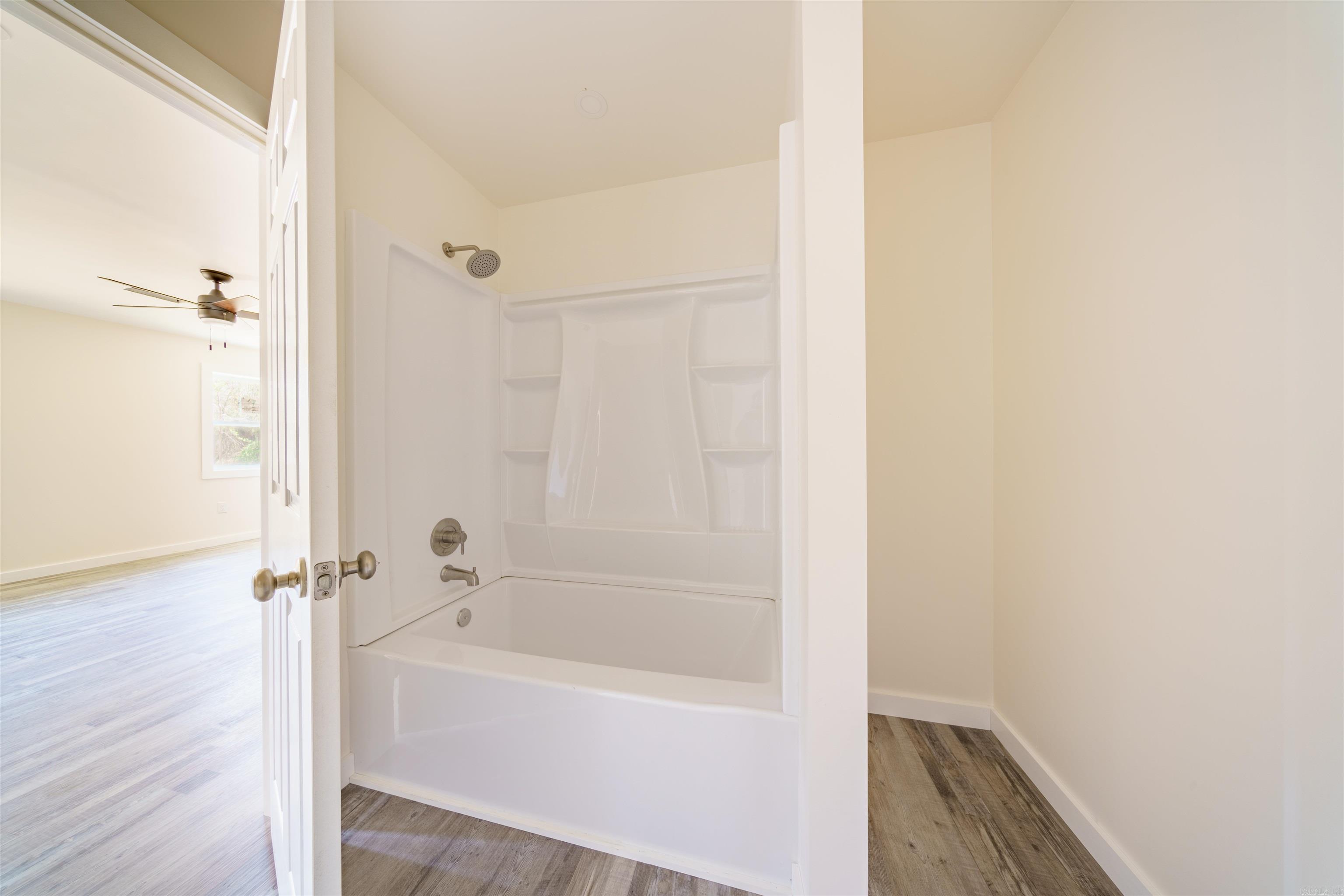 31 Redneck Ln  Pleasant Plains, AR