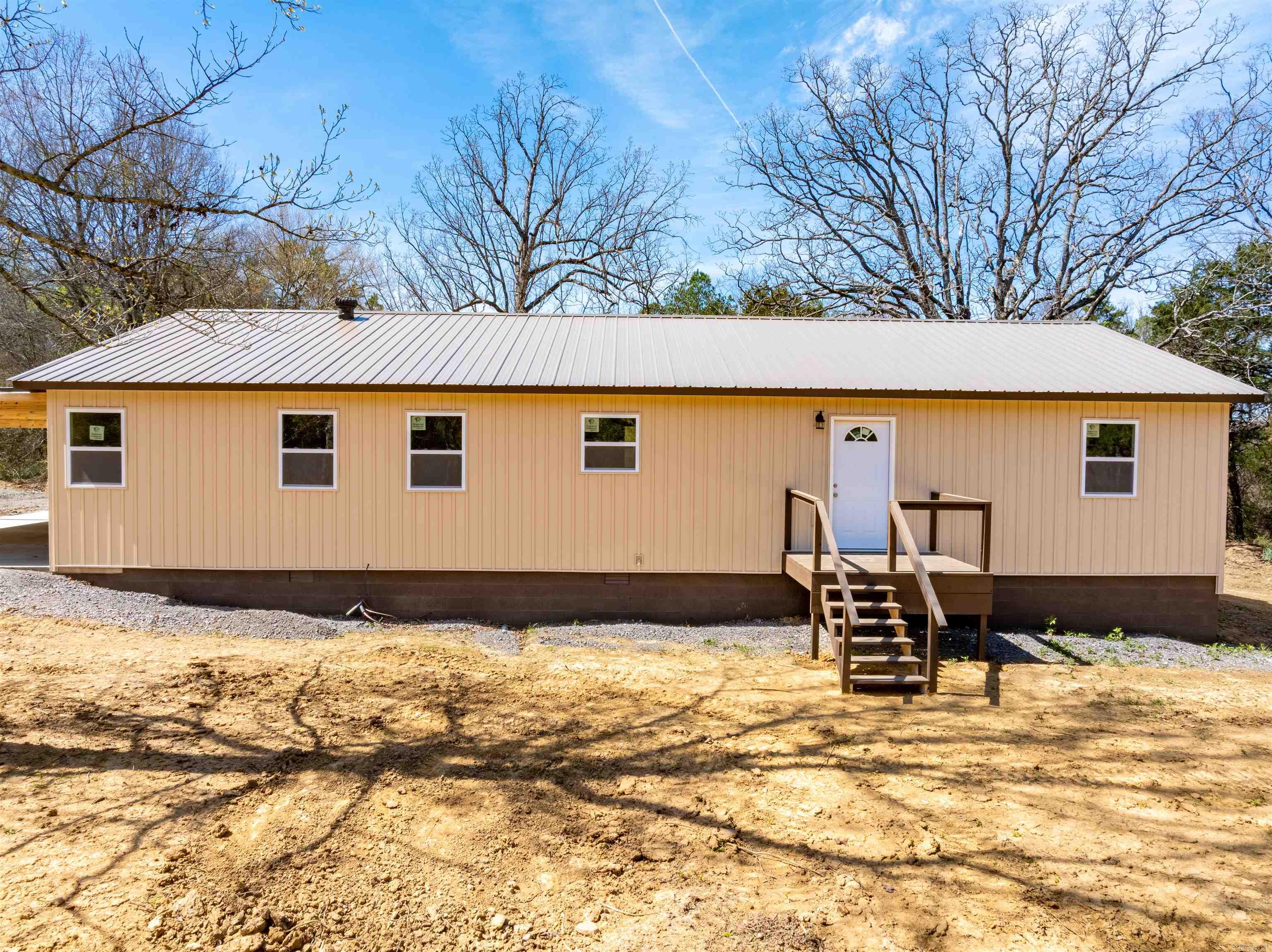 31 Redneck Ln  Pleasant Plains, AR