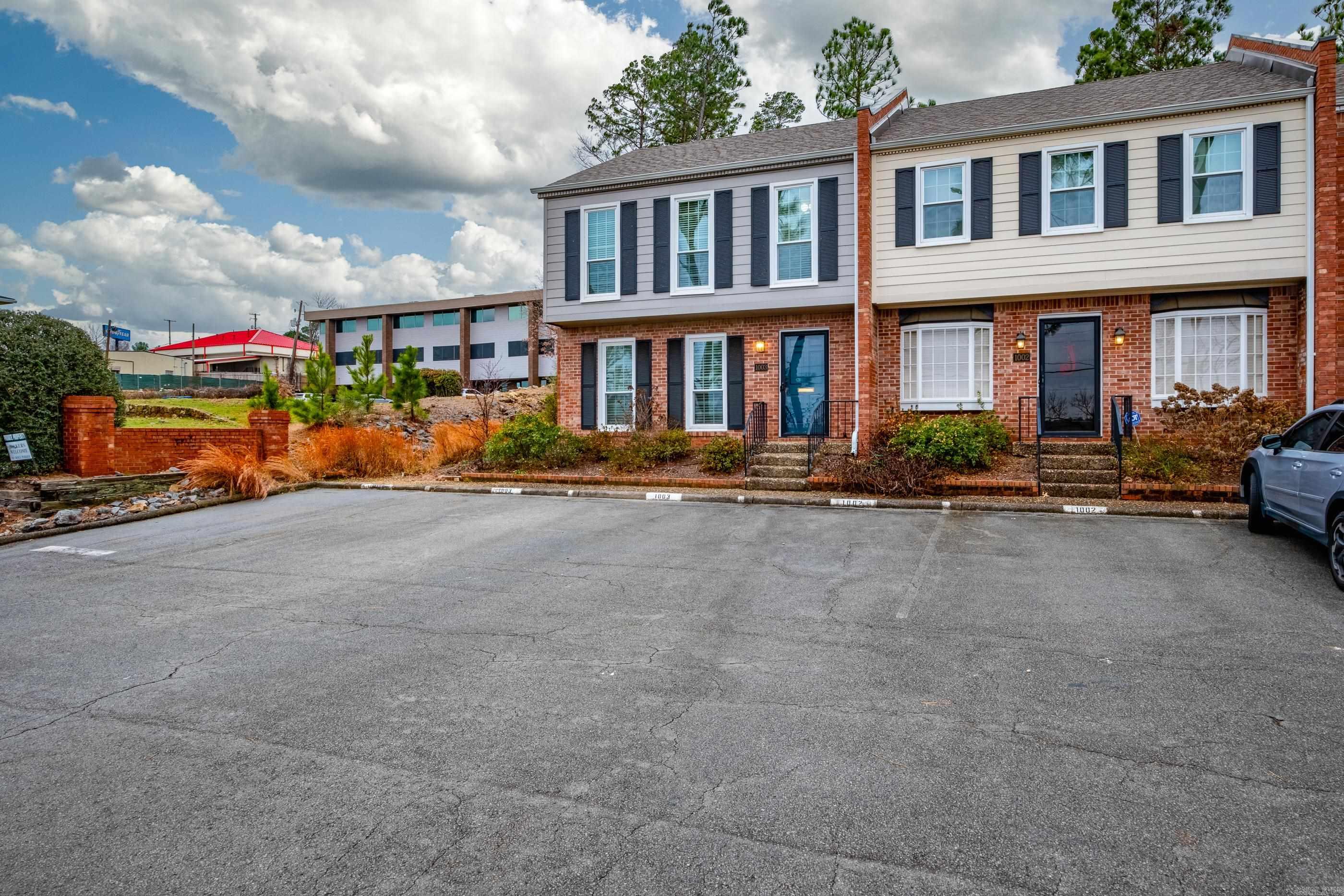 2805 Foxcroft #1003  Little Rock, AR