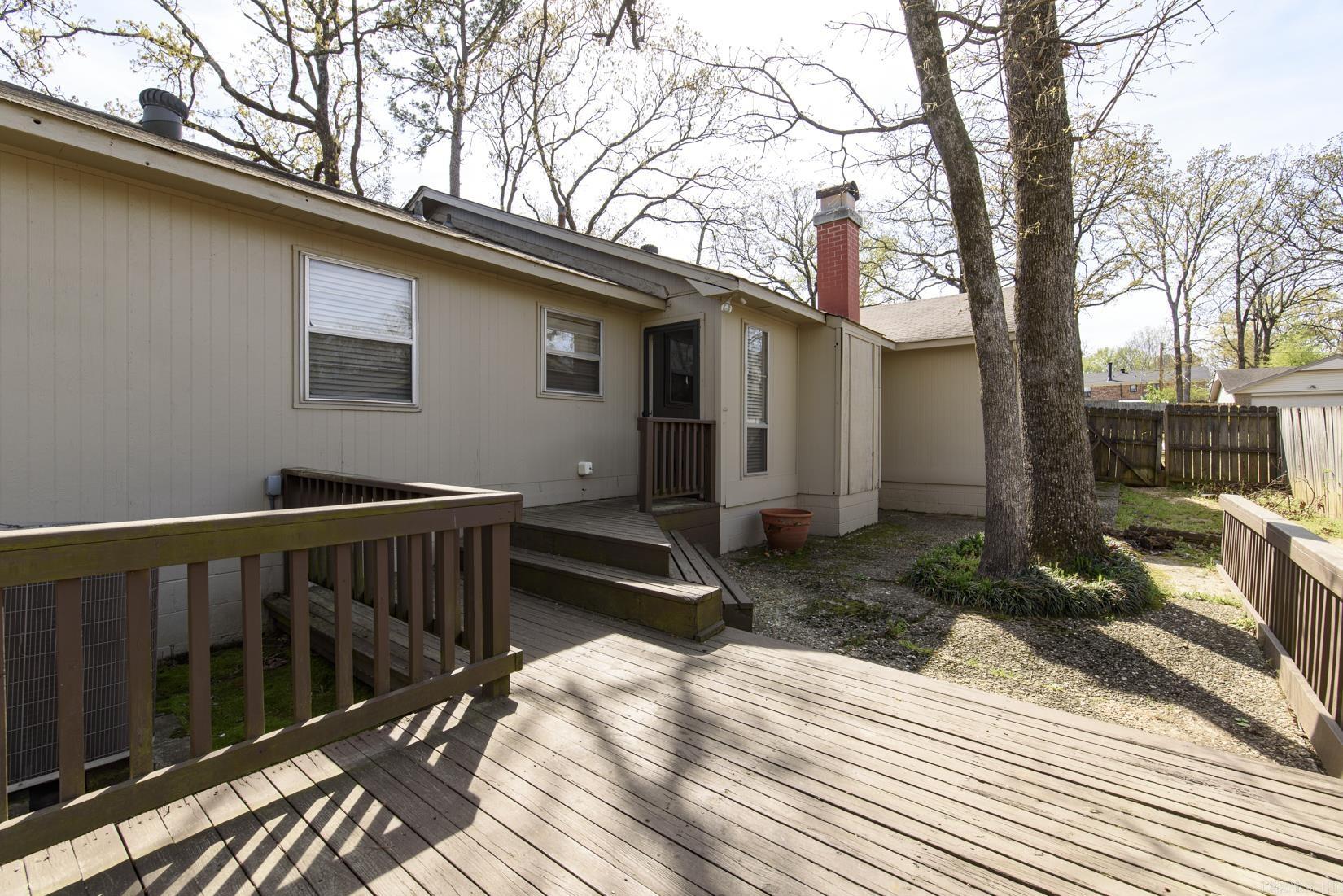 11922 Pleasant Tree  Little Rock, AR