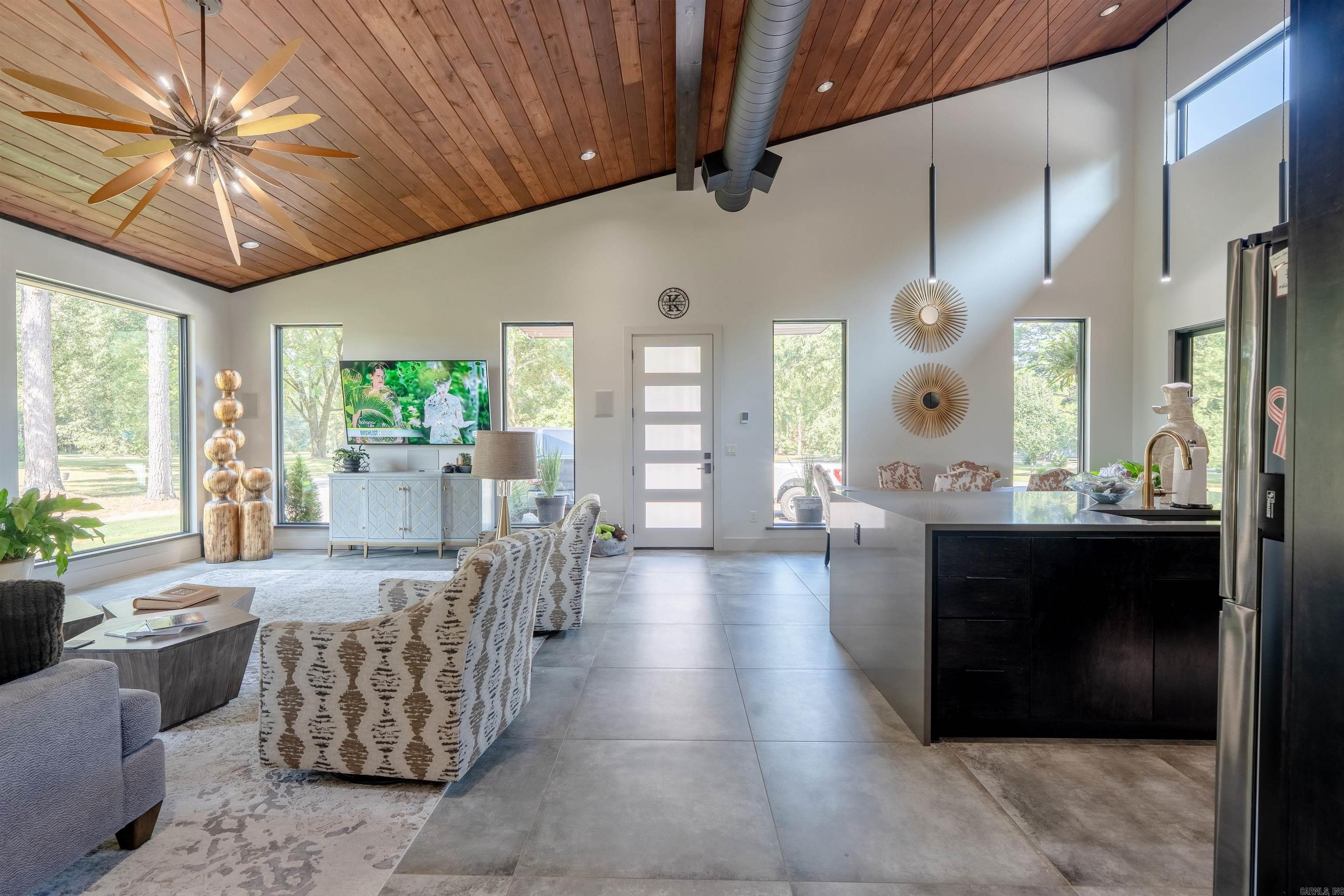 7 Driftwood  Heber Springs, AR