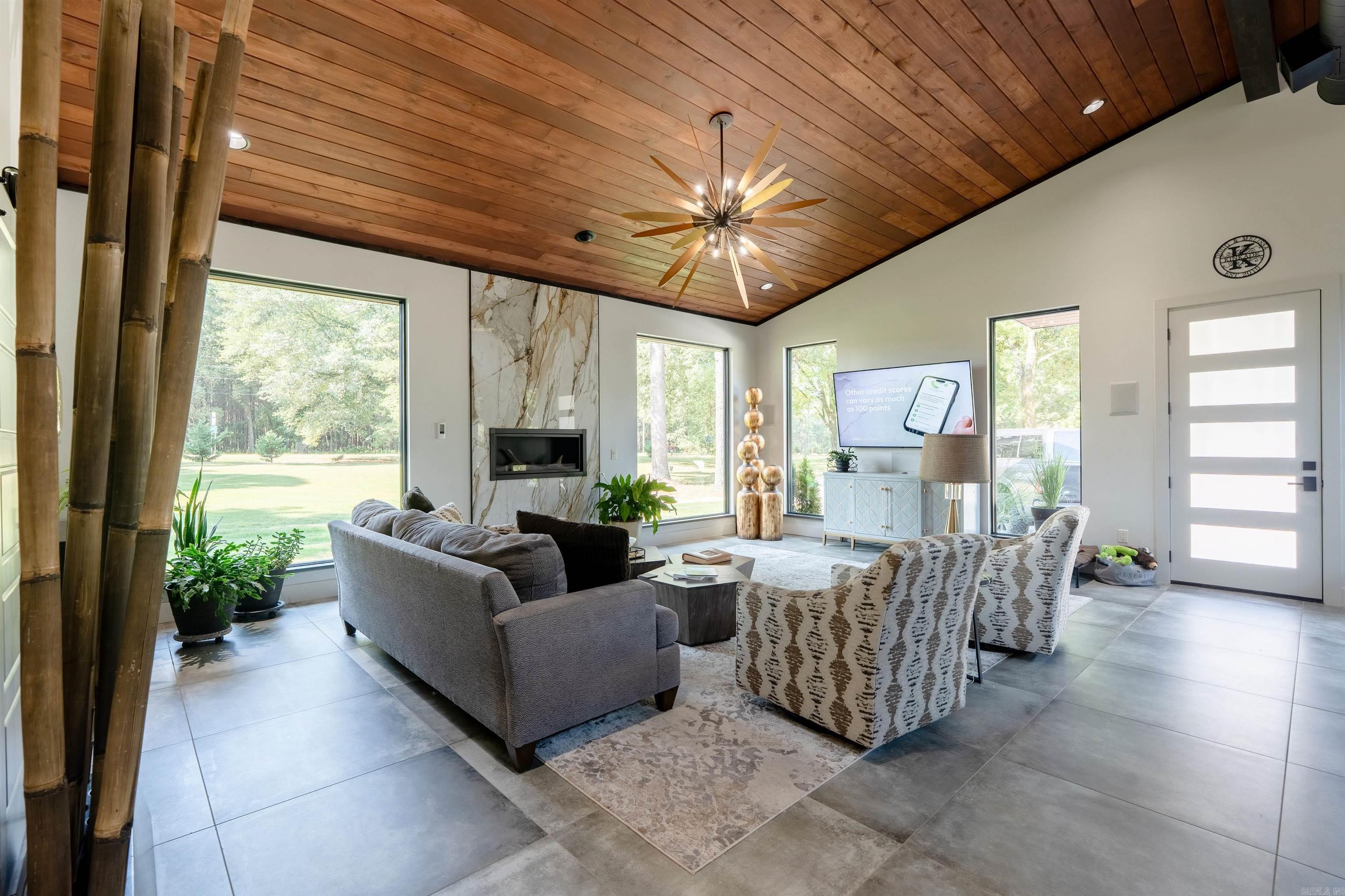 7 Driftwood  Heber Springs, AR