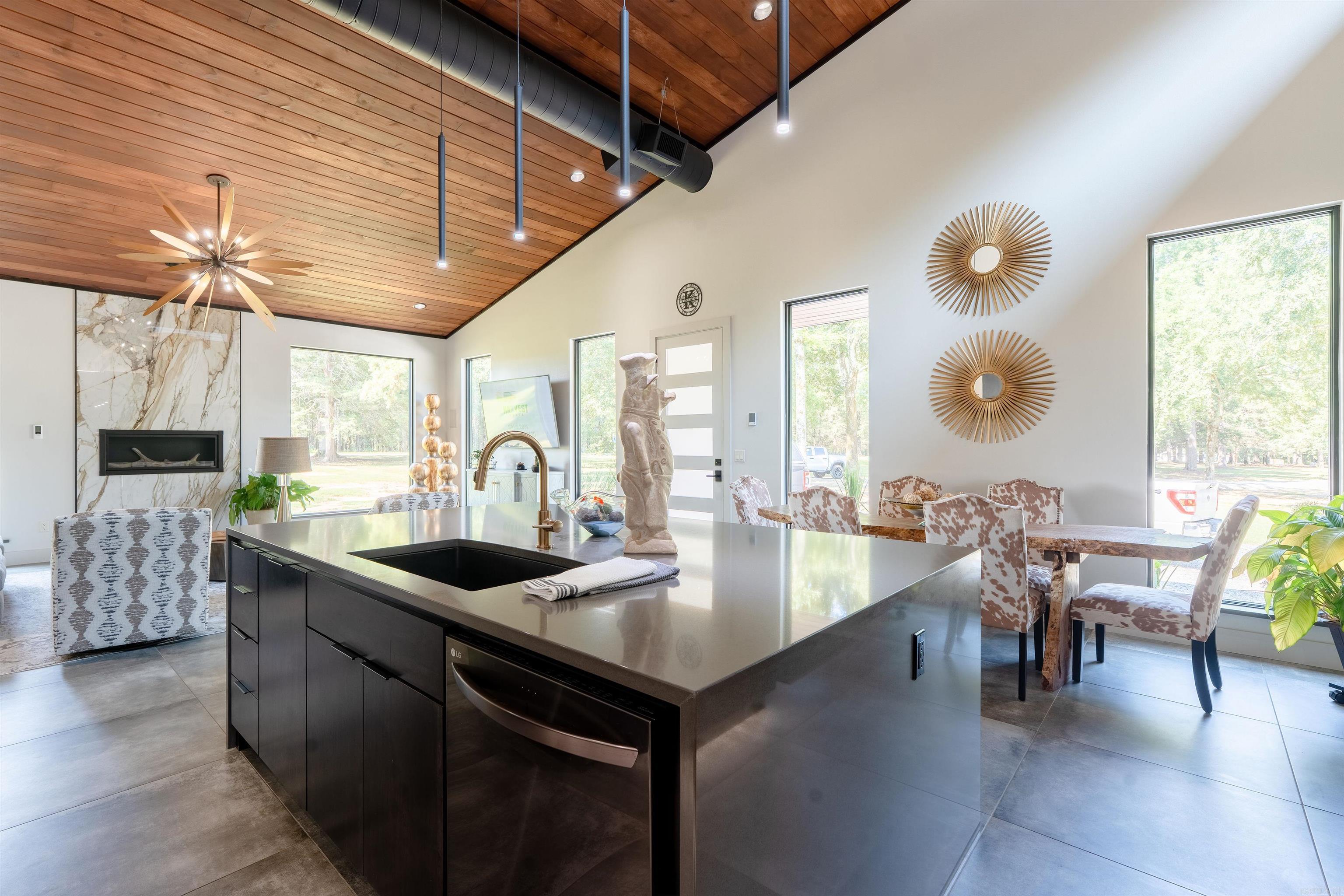 7 Driftwood  Heber Springs, AR