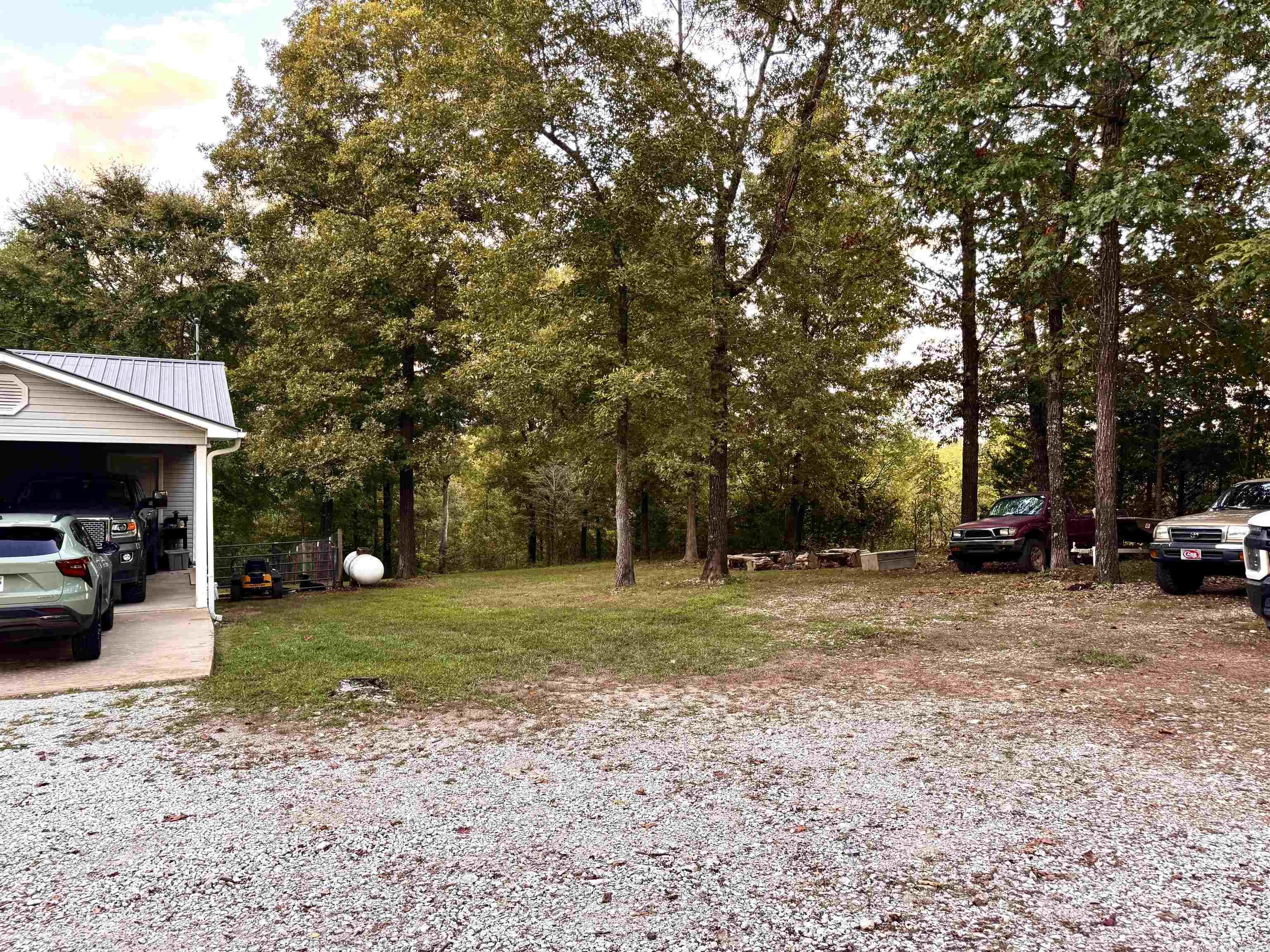 1227 W 74  Marshall, AR