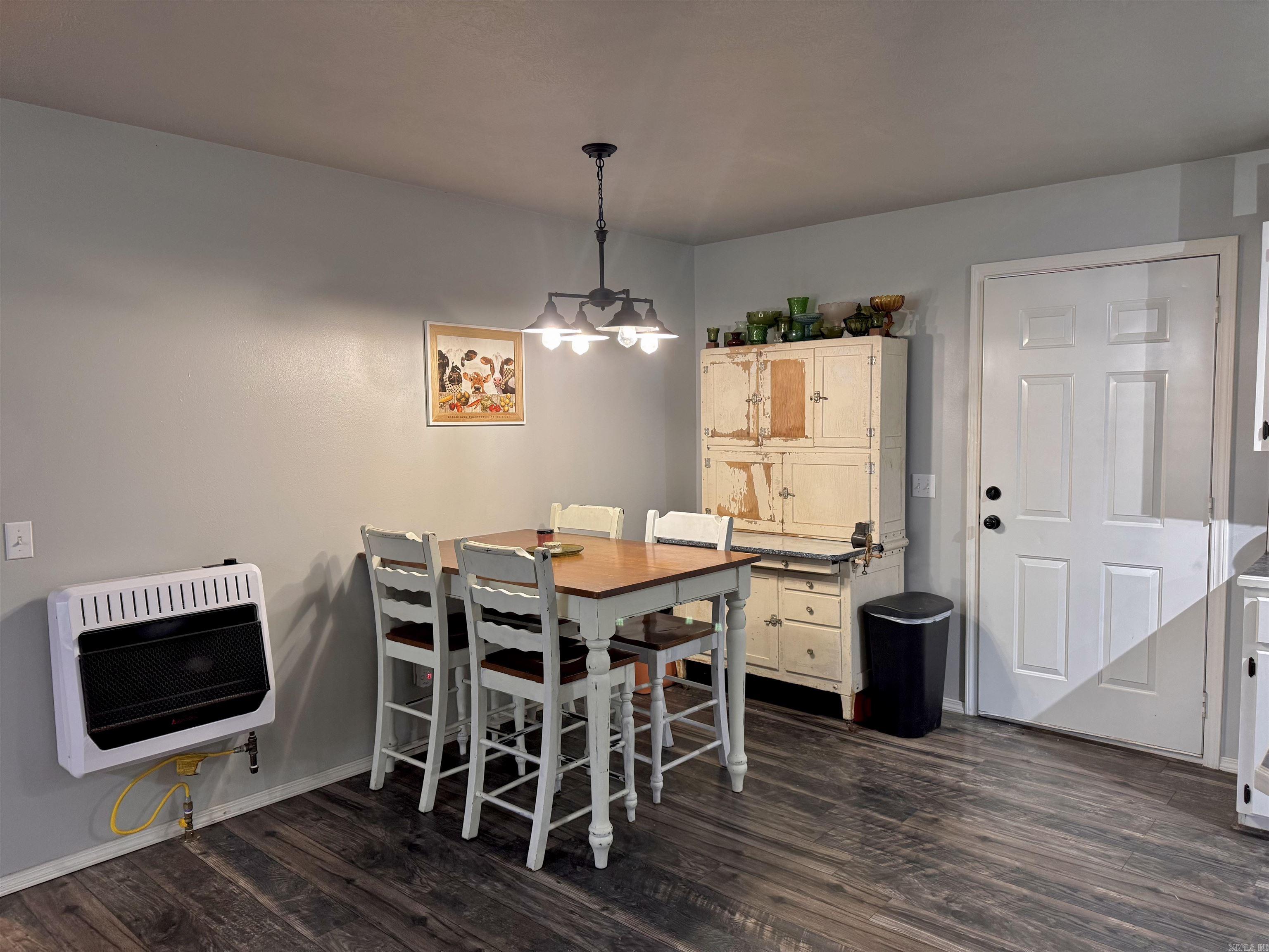 1227 W 74  Marshall, AR