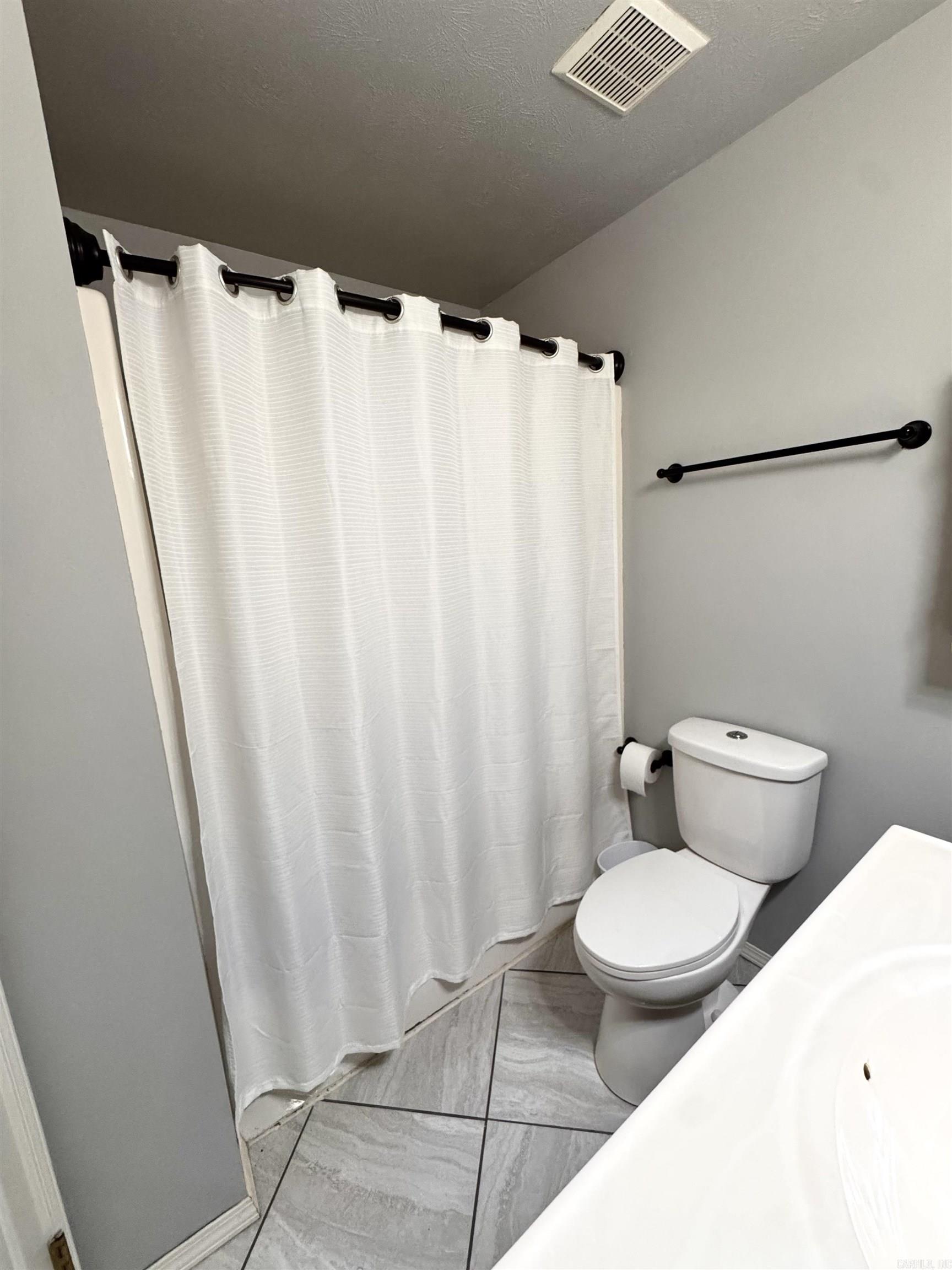 1227 W 74  Marshall, AR