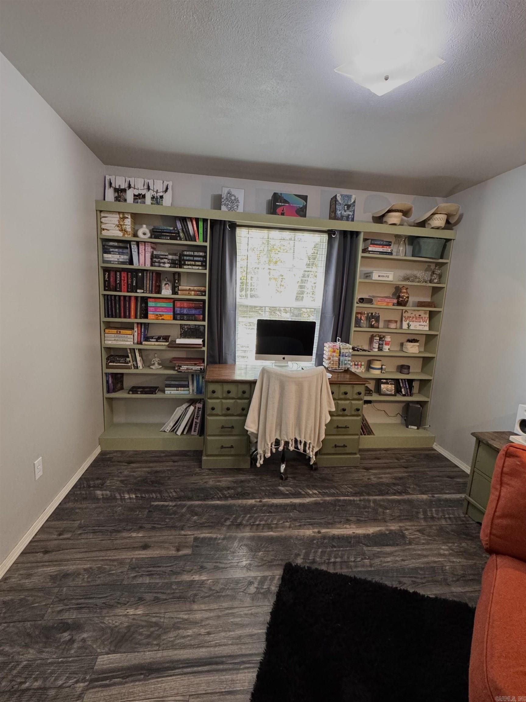 1227 W 74  Marshall, AR