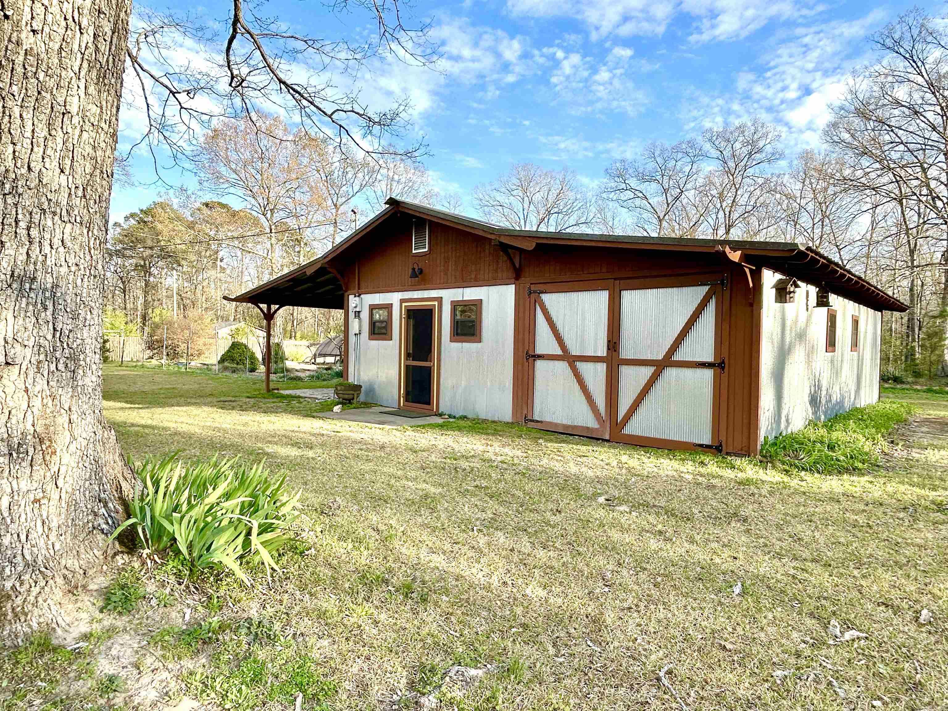 8203 OLIVE HILL  Mabelvale, AR