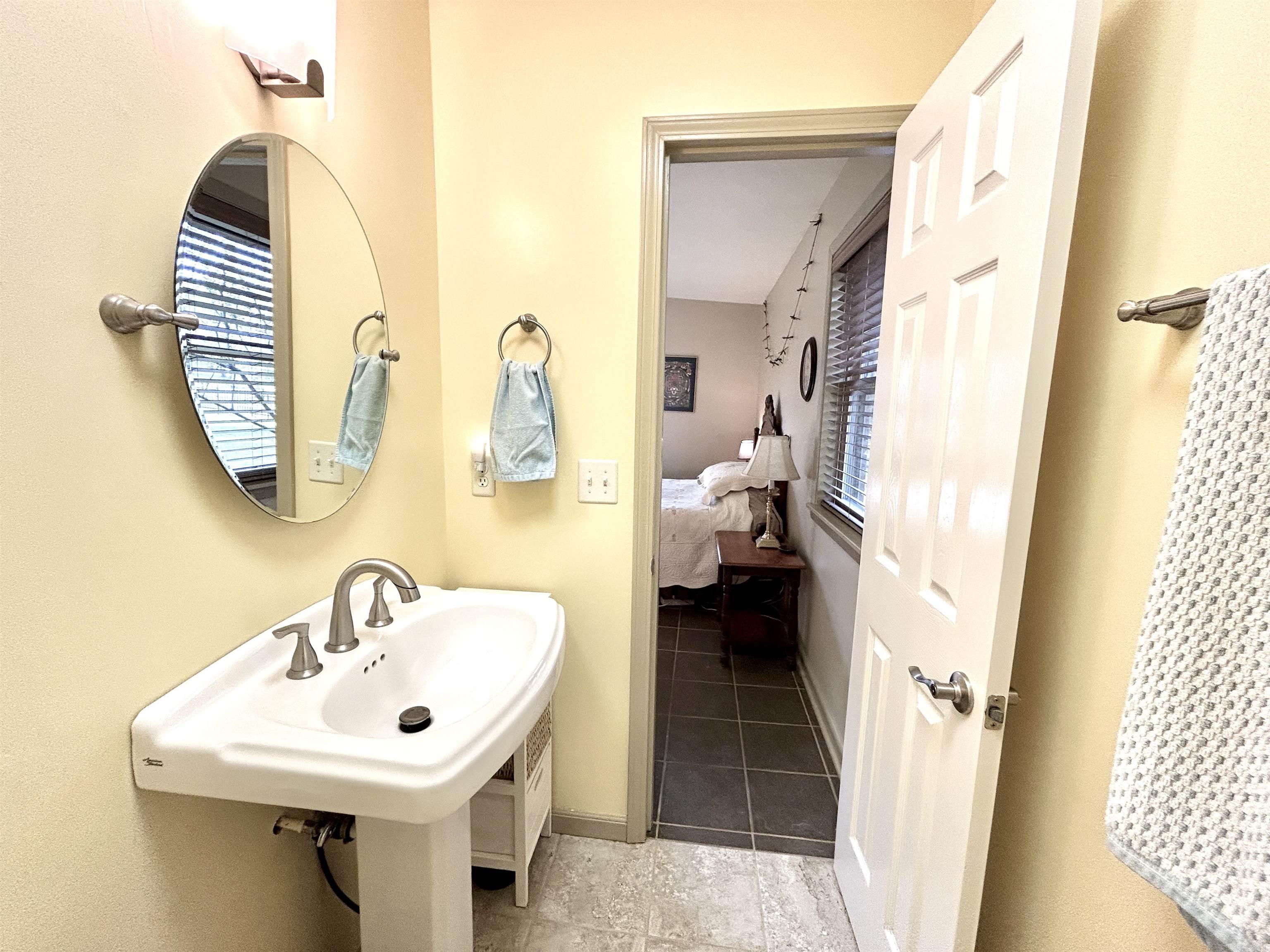 8203 OLIVE HILL  Mabelvale, AR