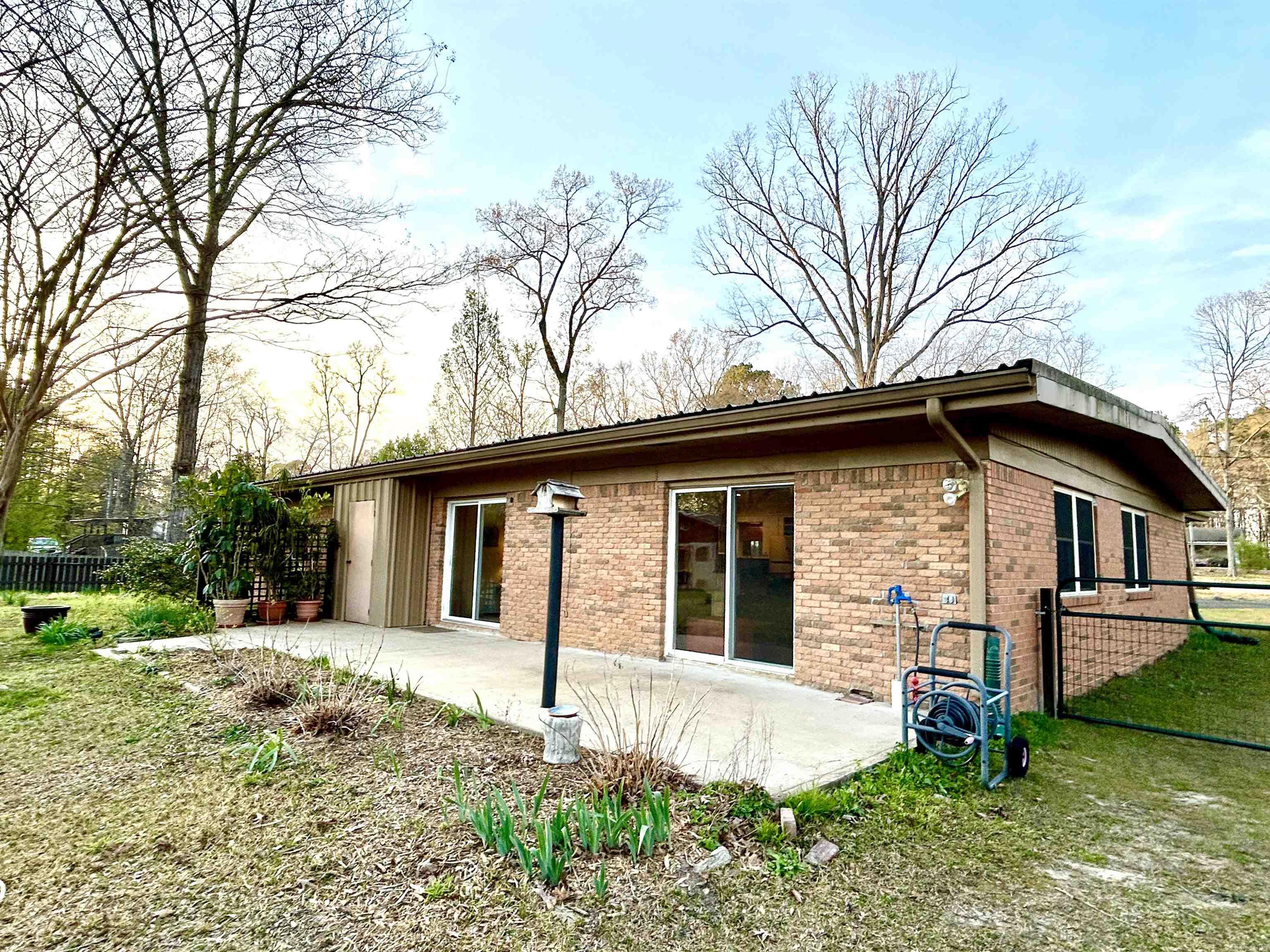 8203 OLIVE HILL  Mabelvale, AR