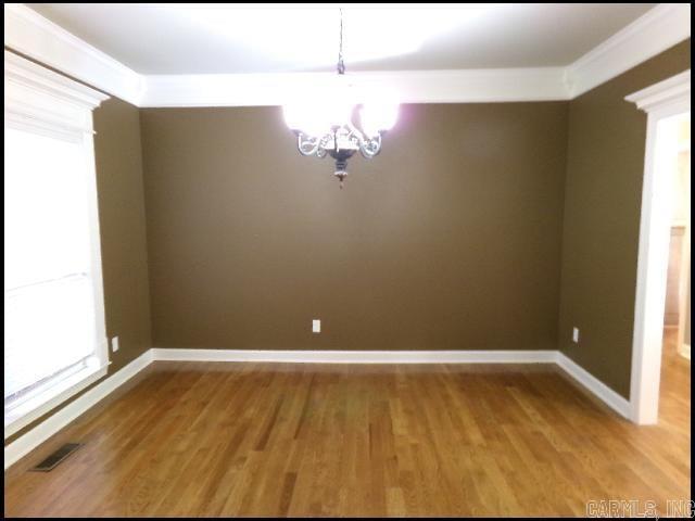 7 Epernay  Little Rock, AR