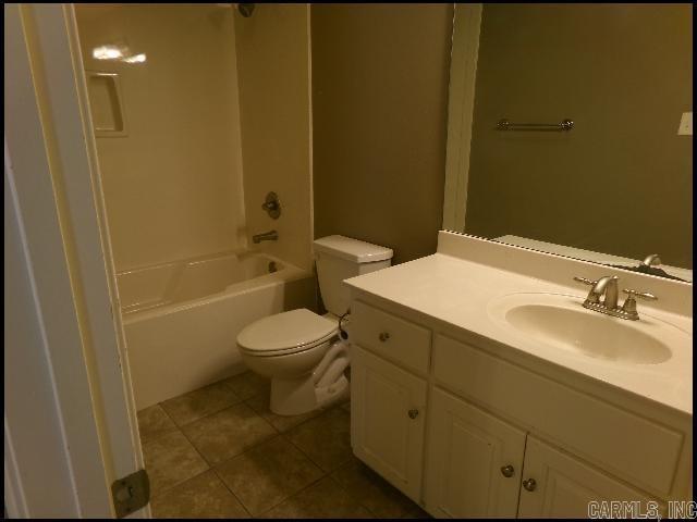7 Epernay  Little Rock, AR