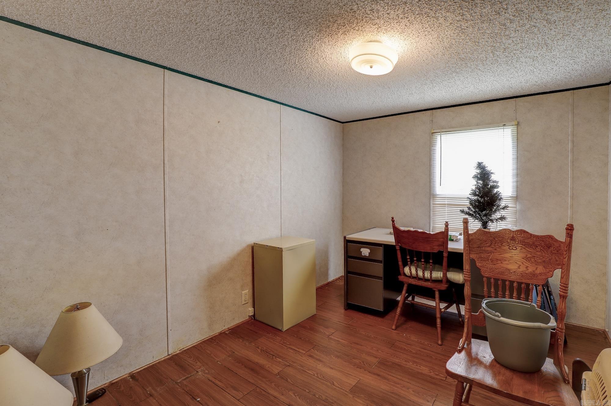 40 Private Road 1011  Texarkana, AR