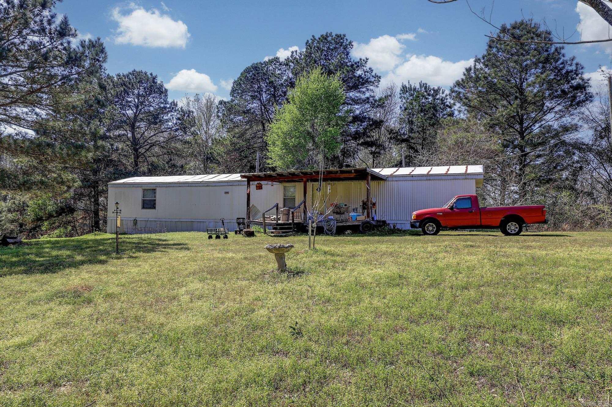 40 Private Road 1011  Texarkana, AR