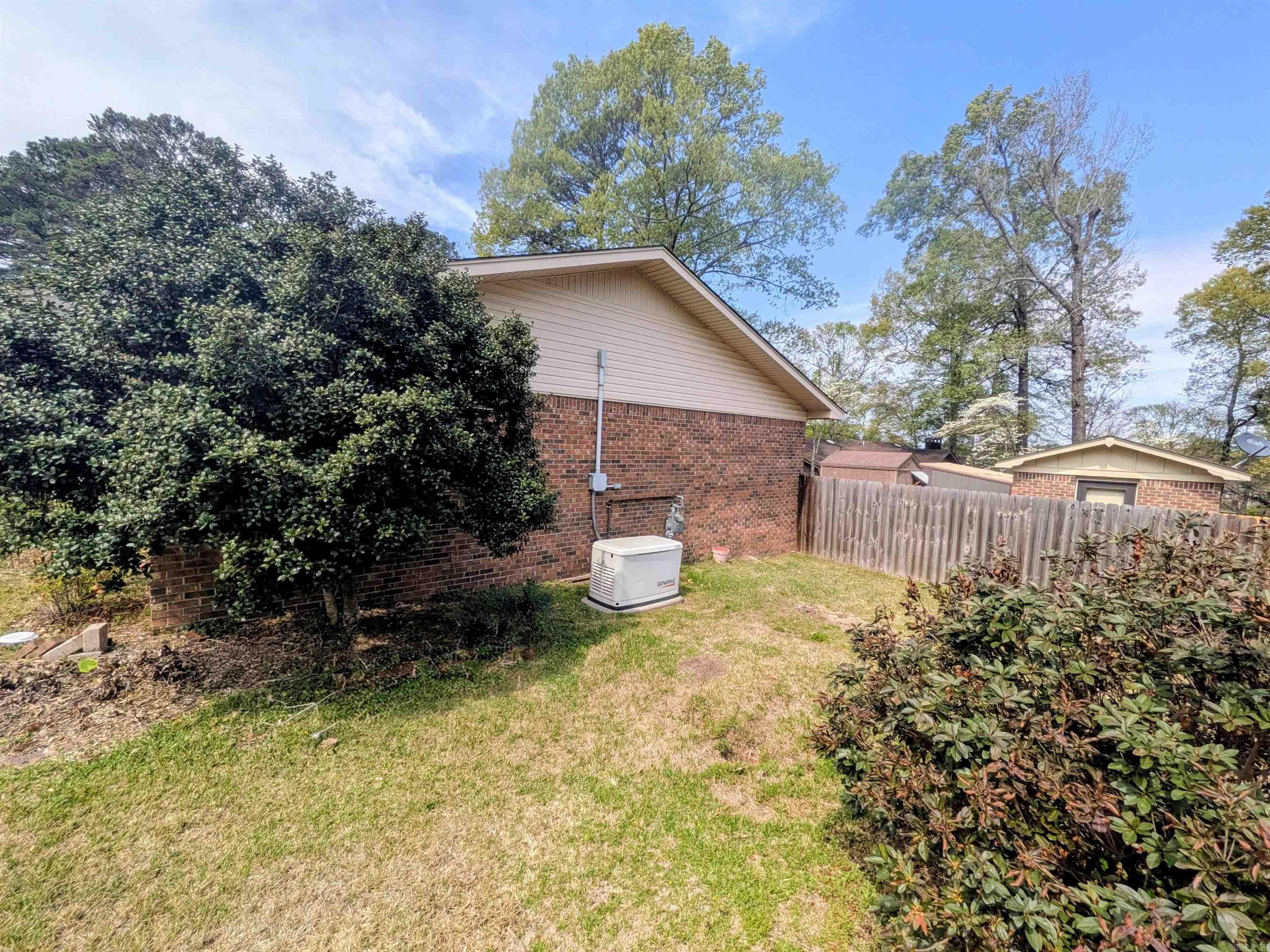 1098 Quapaw  Camden, AR