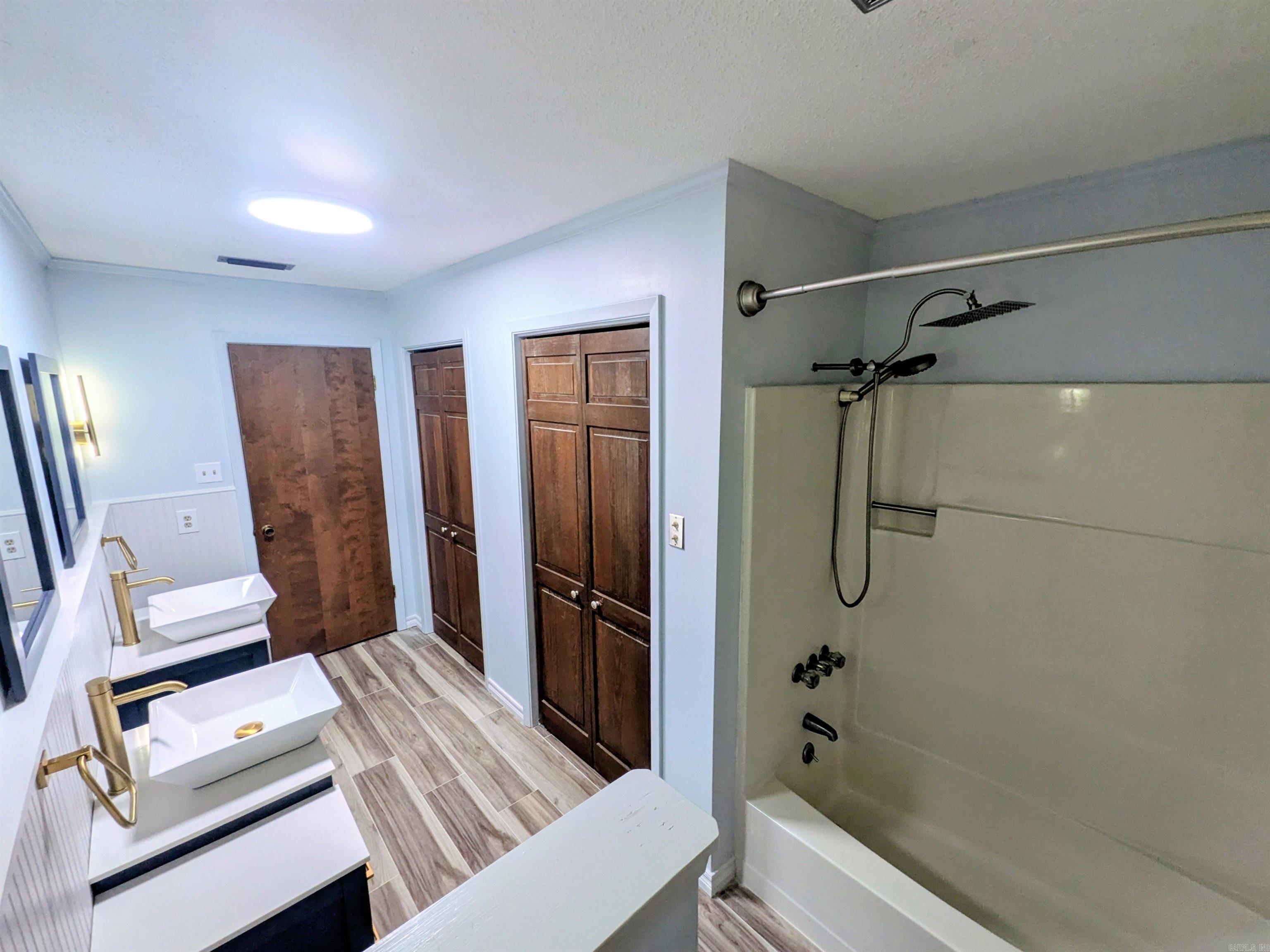 1098 Quapaw  Camden, AR