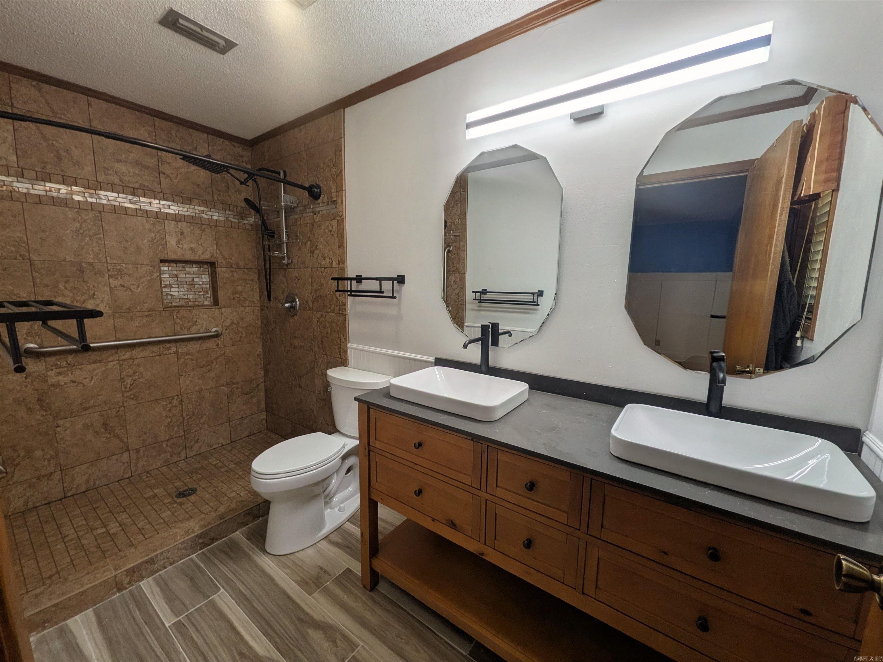 1098 Quapaw  Camden, AR