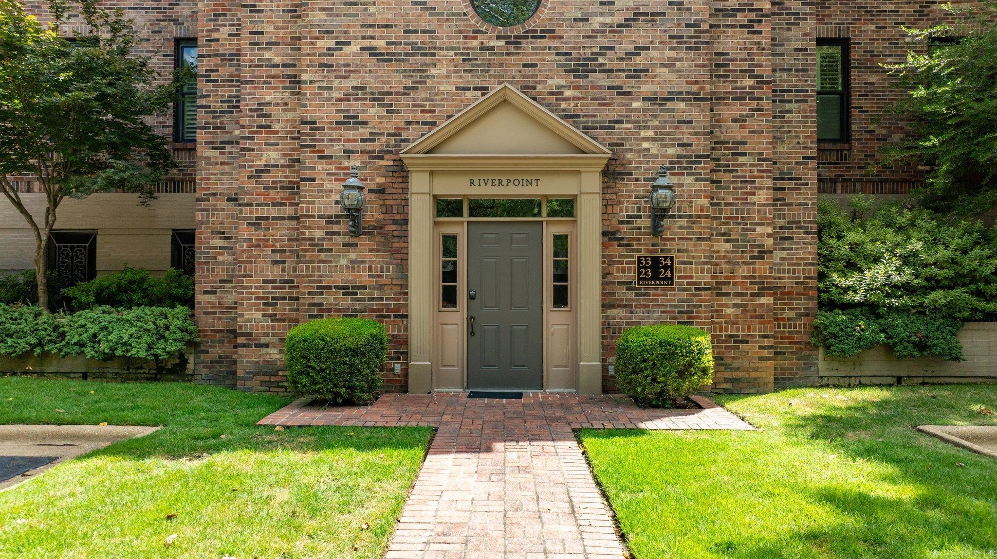 33 Riverpoint Road  Little Rock, AR