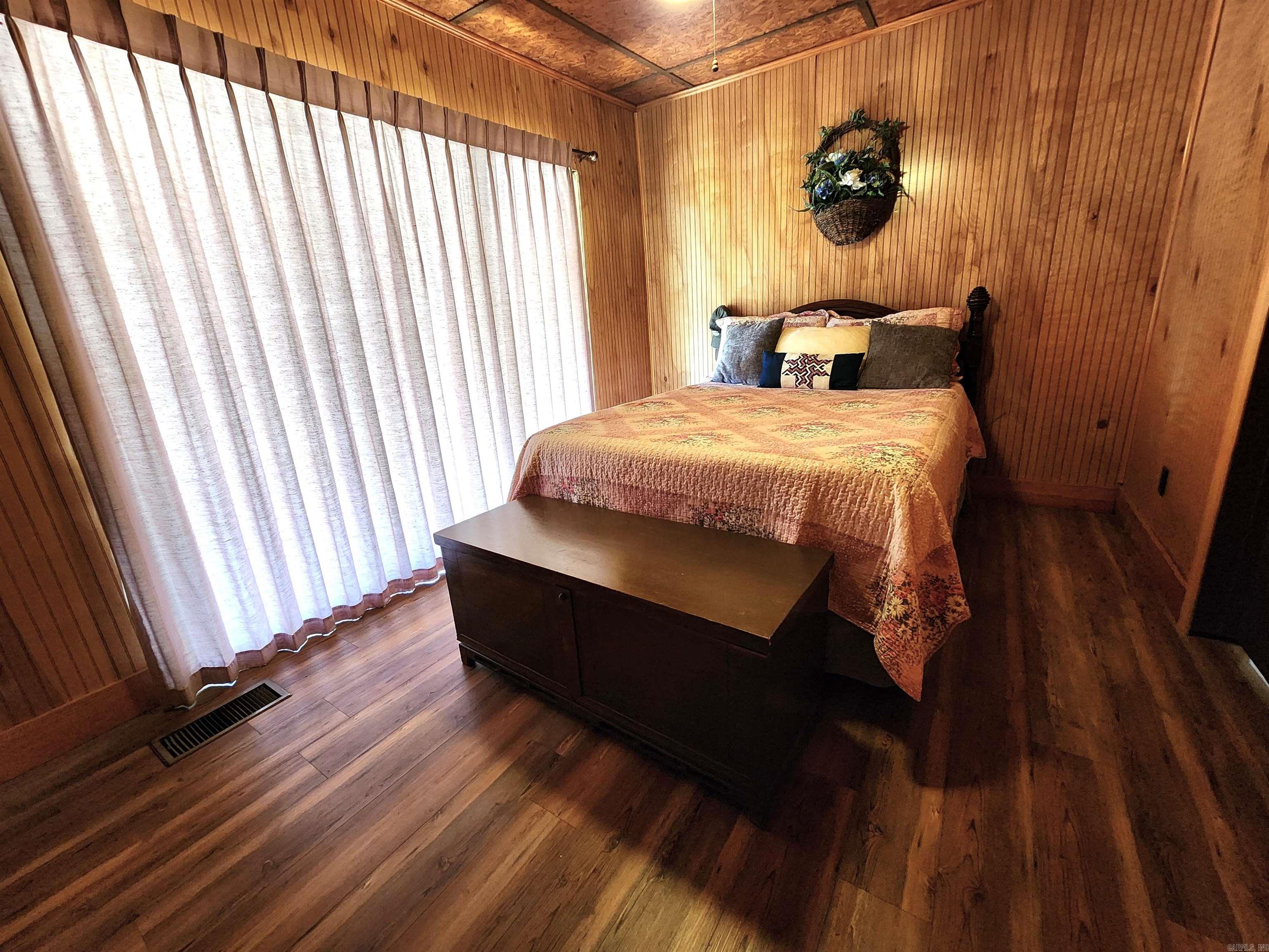 4483 AR 203  Hampton, AR