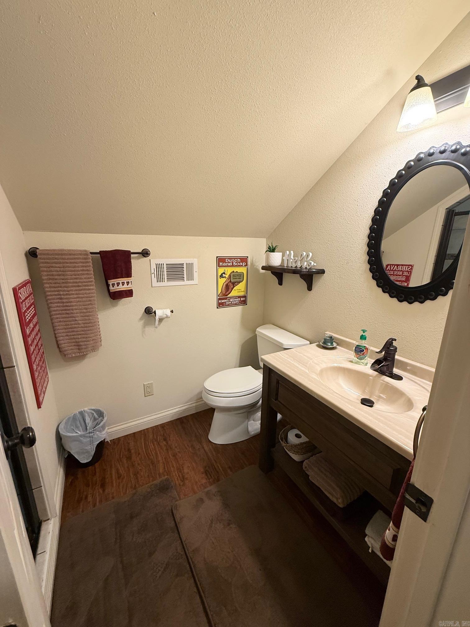 5 Sanders Rock Trail  Higden, AR