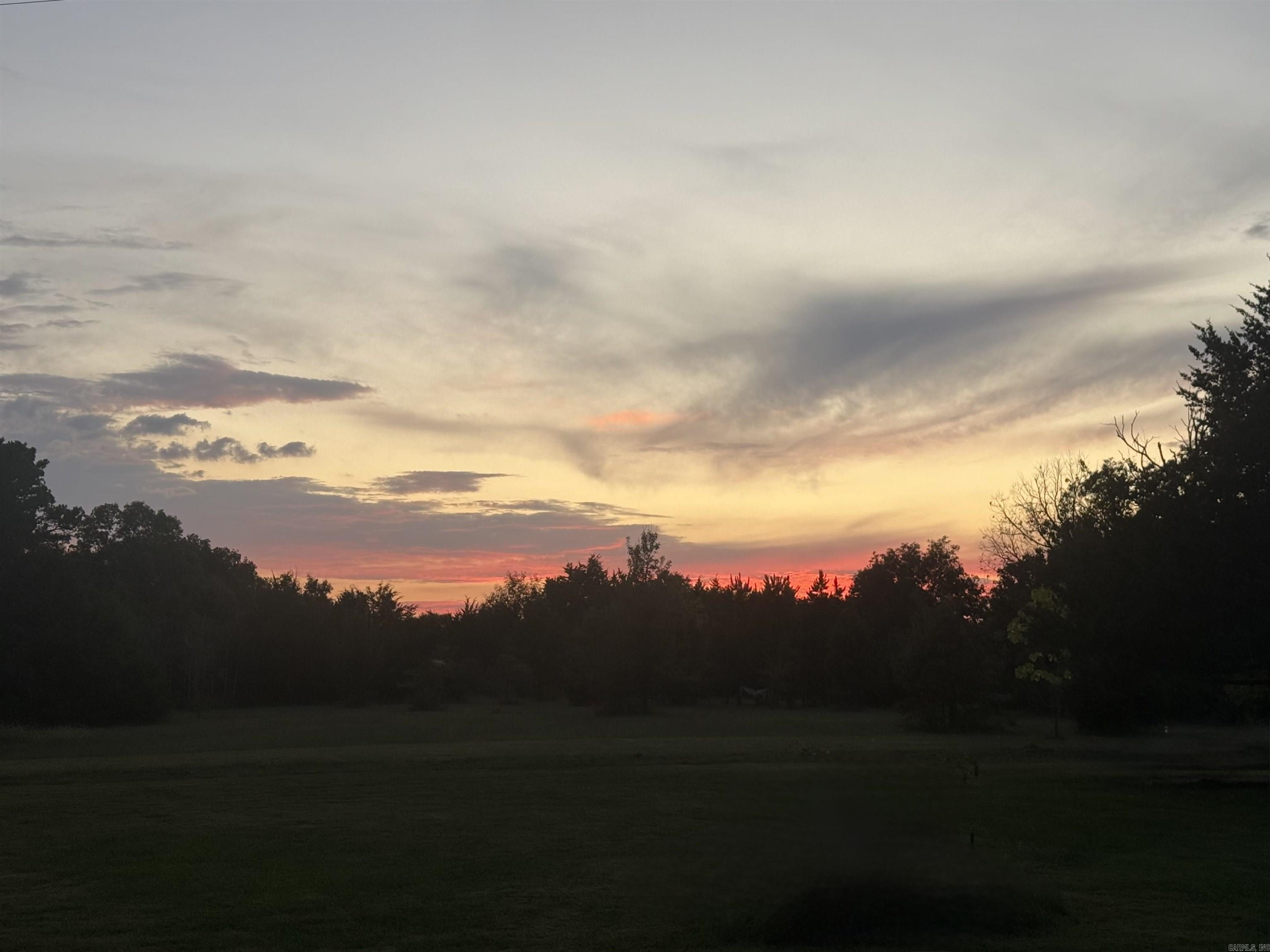 6233 Sunny Fox Rd  Mountain View, AR