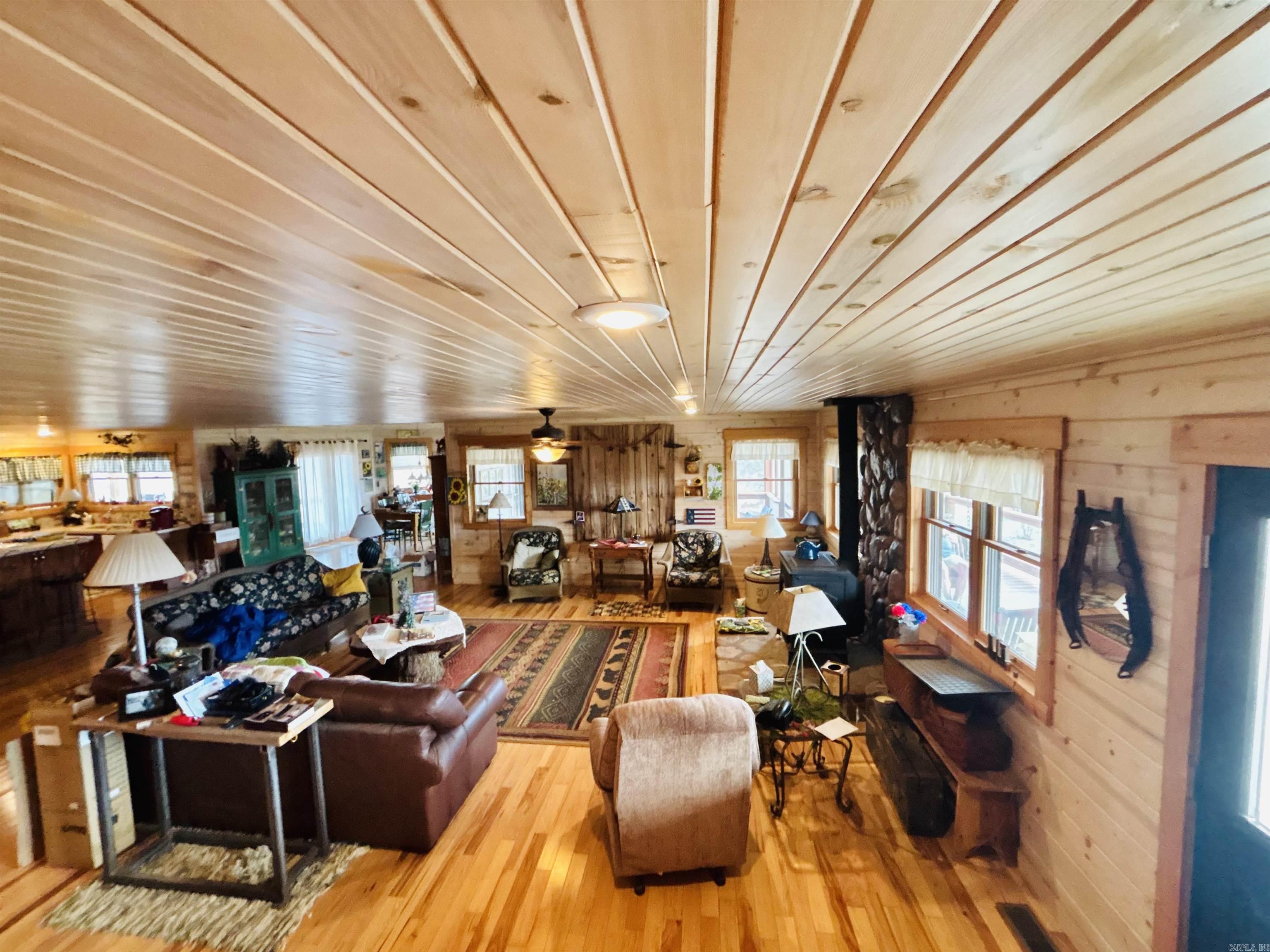 1915 Ridge  Mountain View, AR