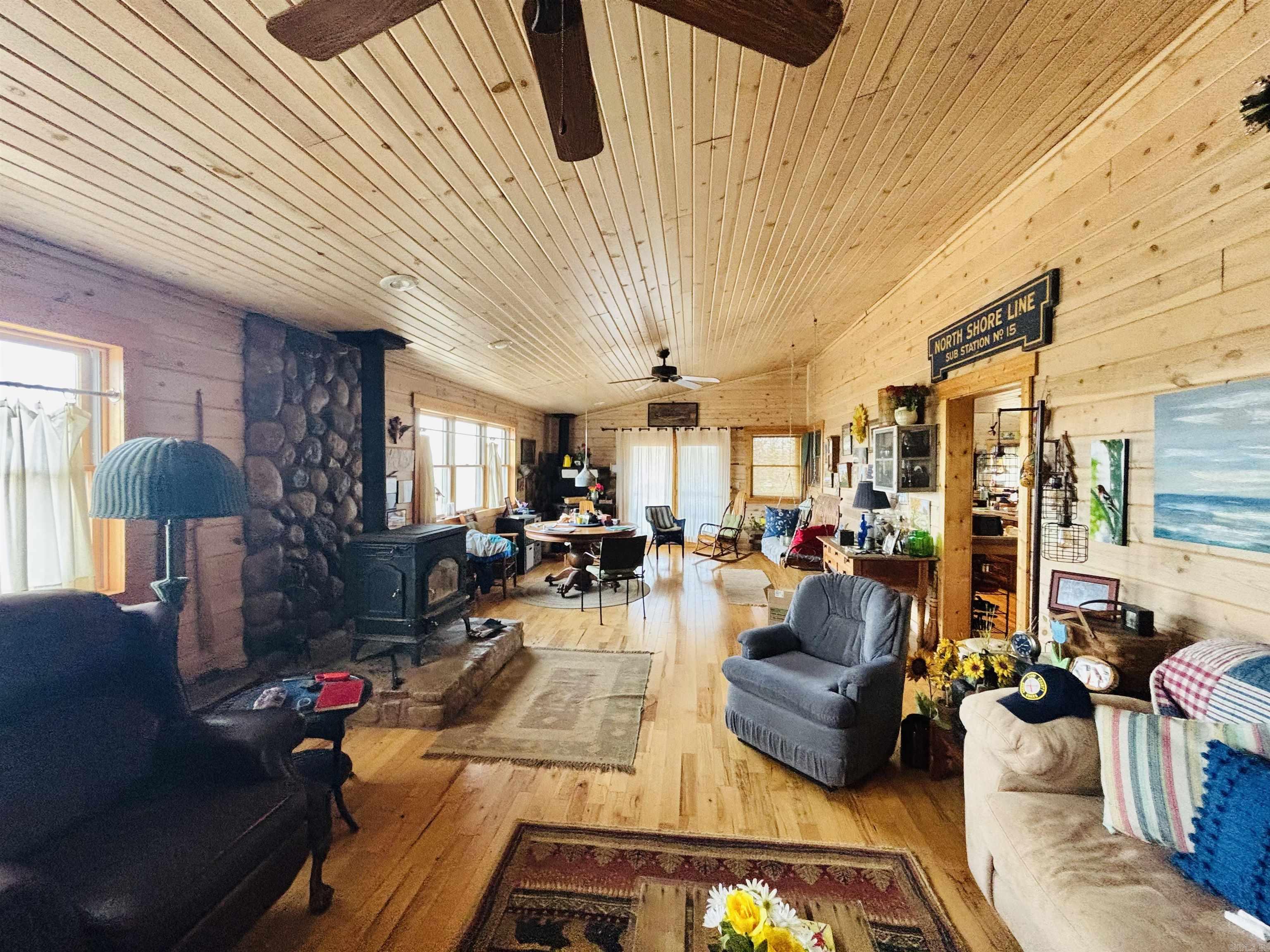 1915 Ridge  Mountain View, AR