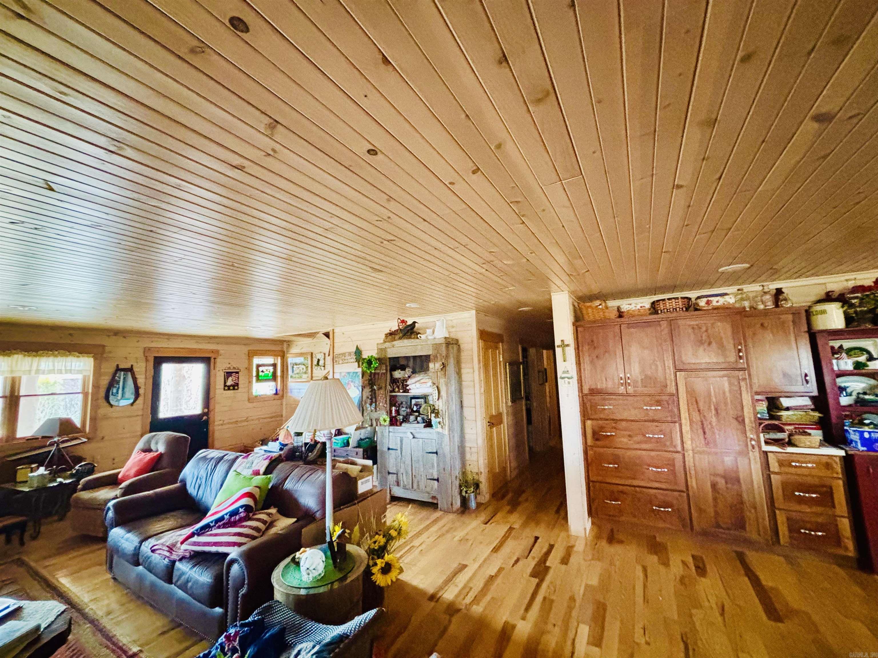 1915 Ridge  Mountain View, AR