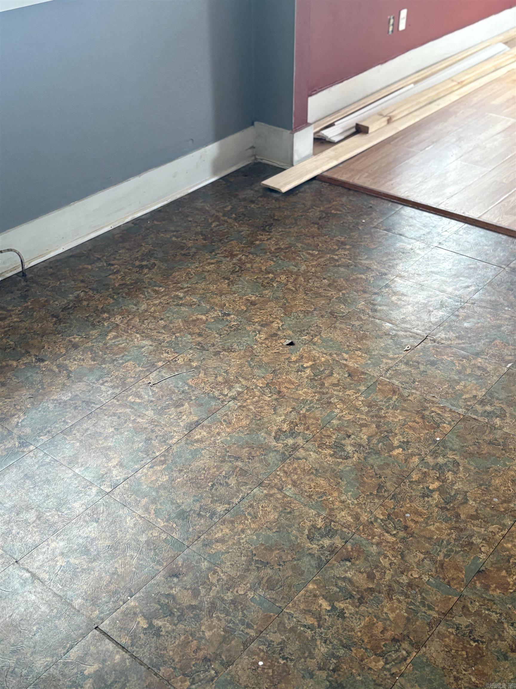 2208 S Valmar  Little Rock, AR