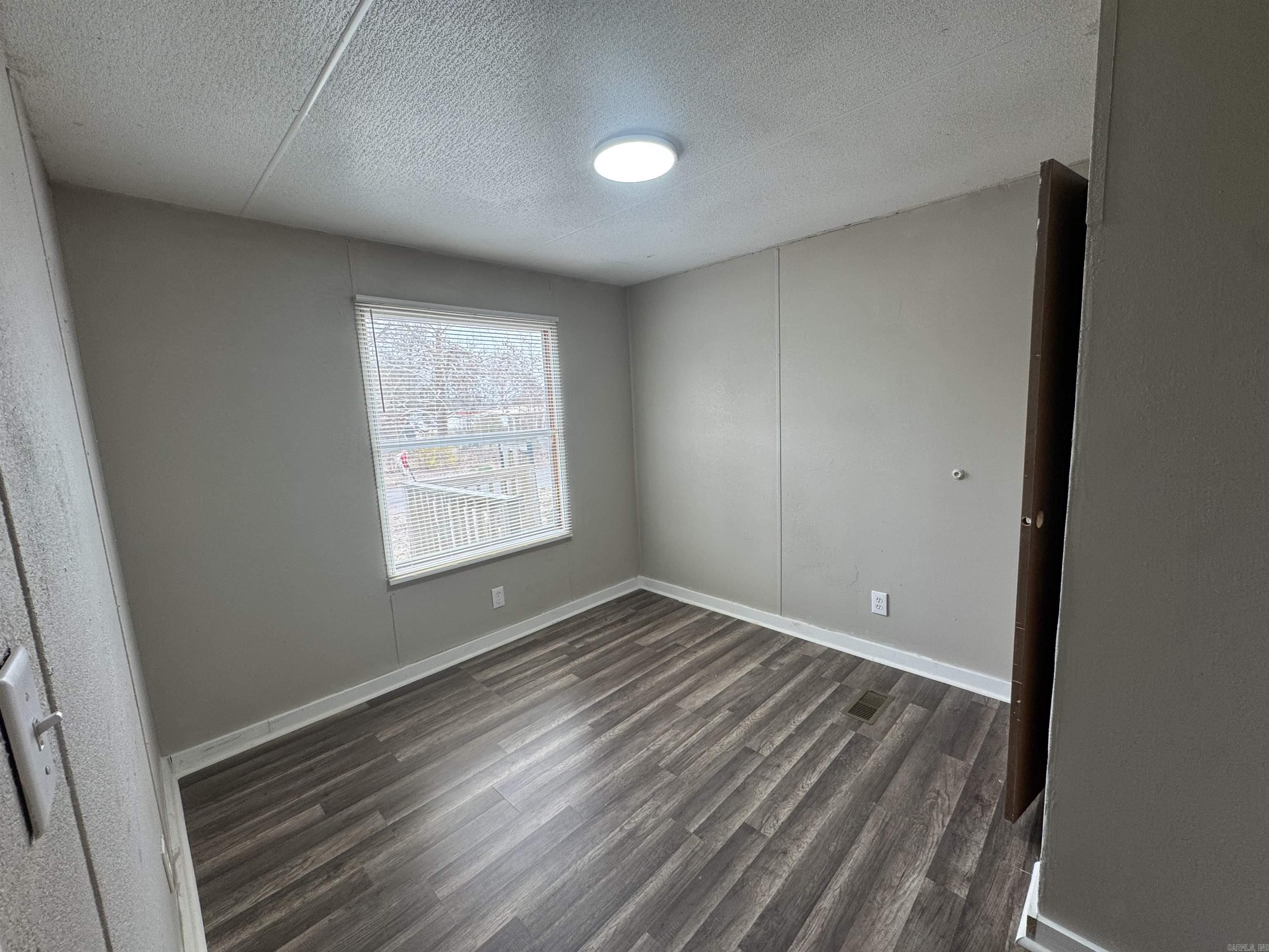 64 Black Oak  Ward, AR