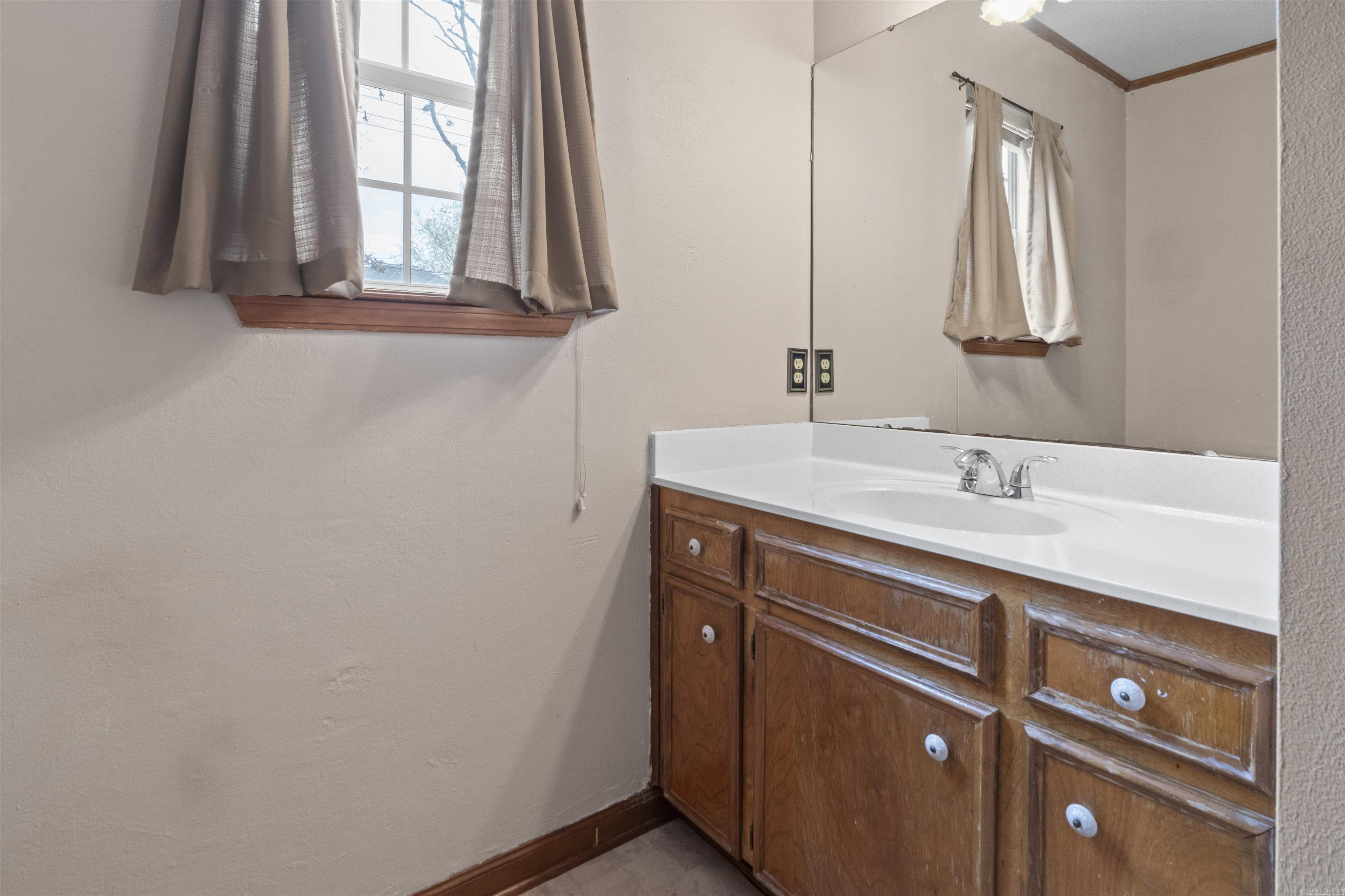 2409 Ozark  North Little Rock, AR