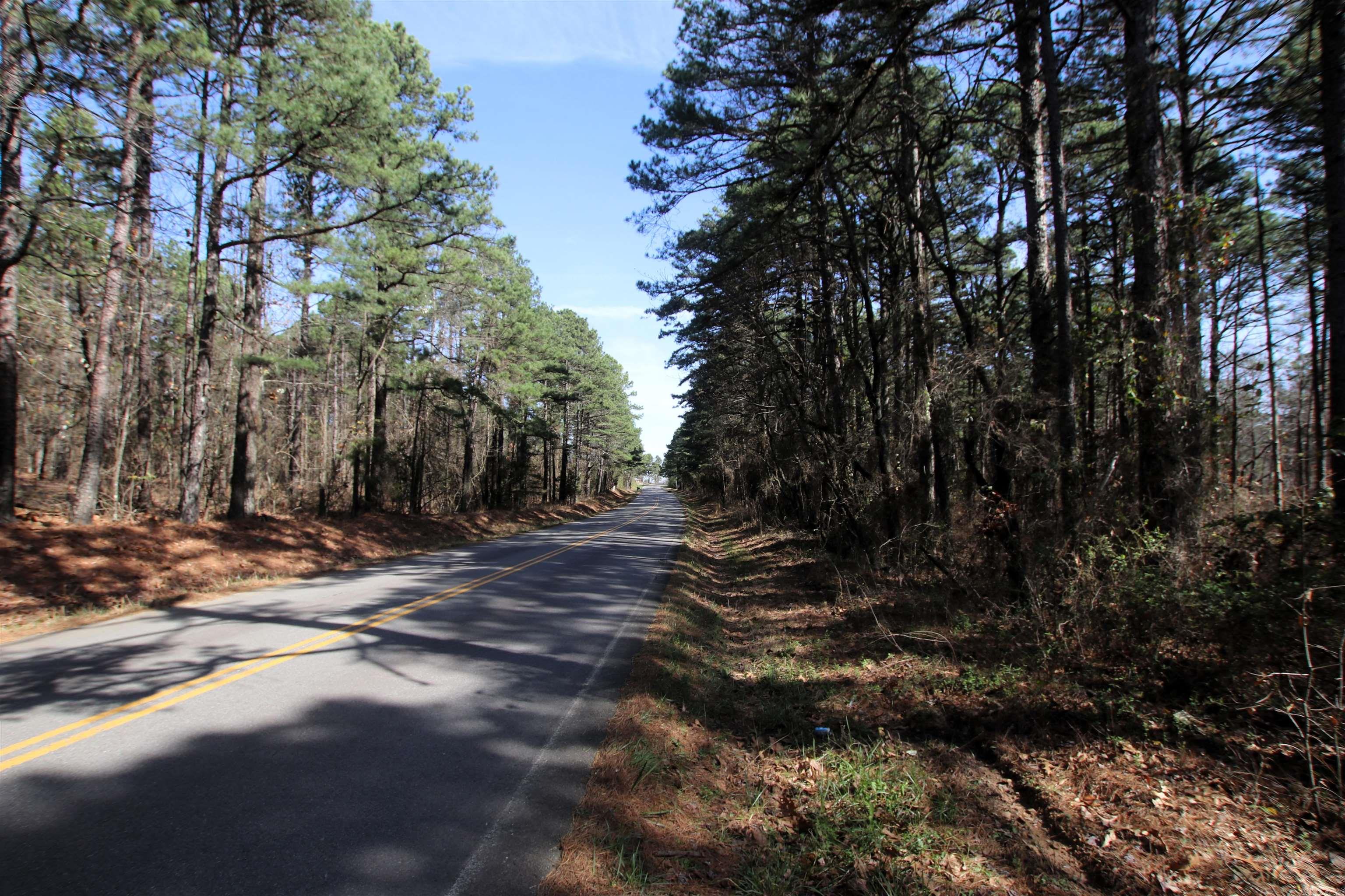 2986 E Mountain  Clinton, AR