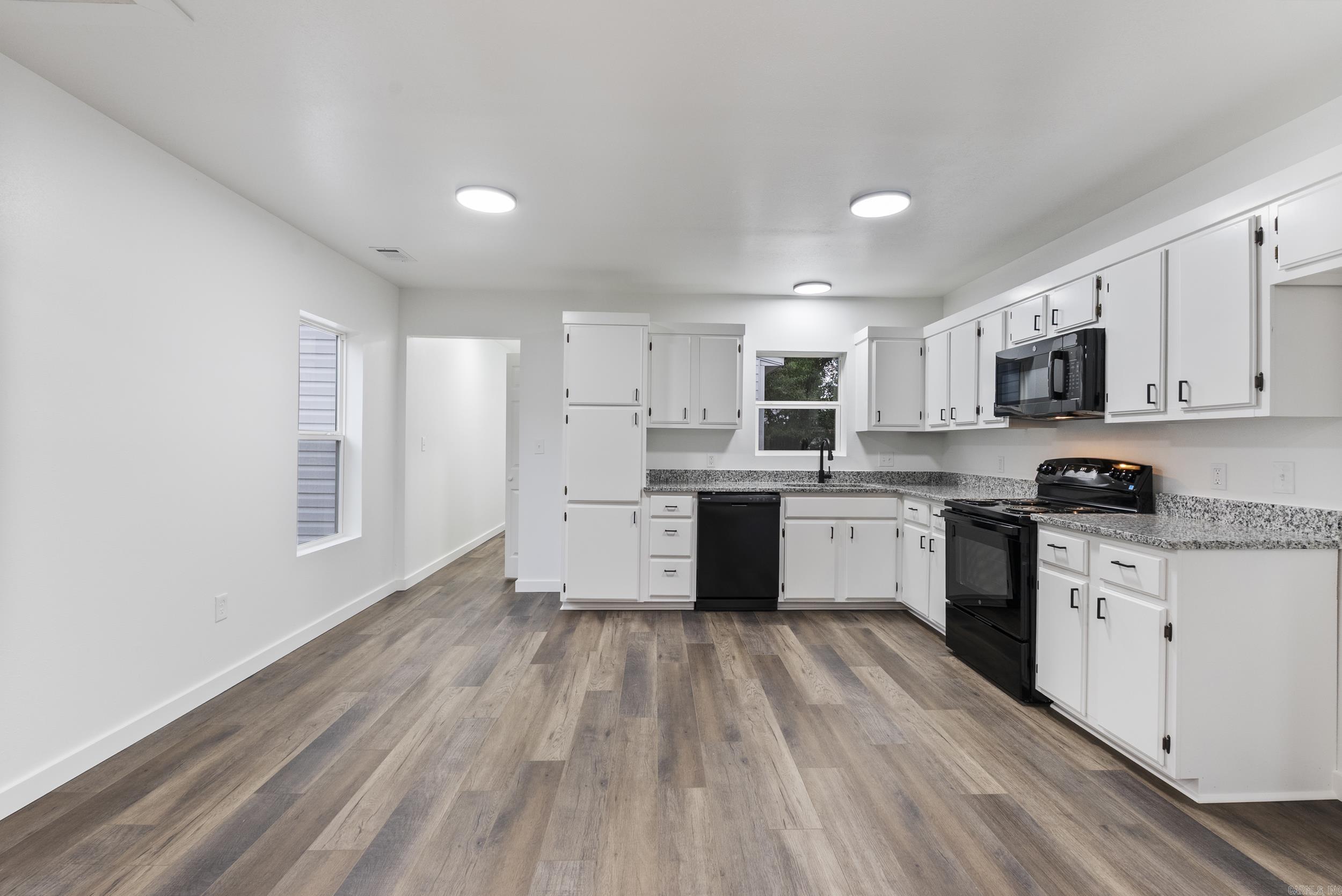 721 McLain  Newport, AR