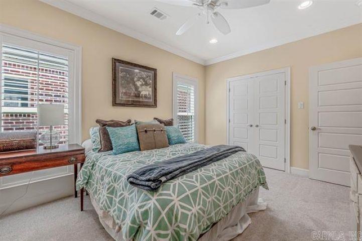 19 Bishop  Little Rock, AR